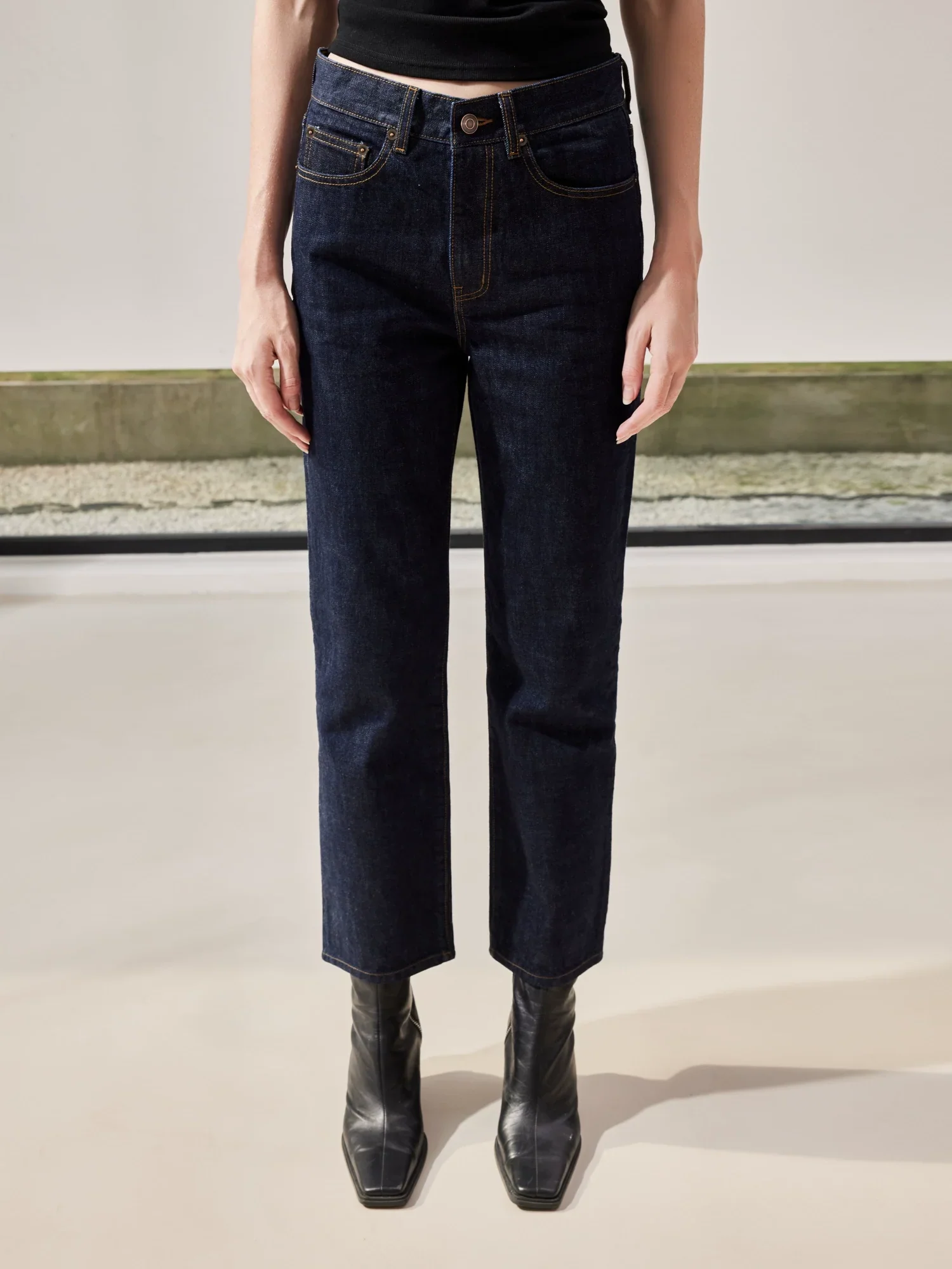 061 Red-Edge Selvedge Cropped Straight Jeans - Image 3