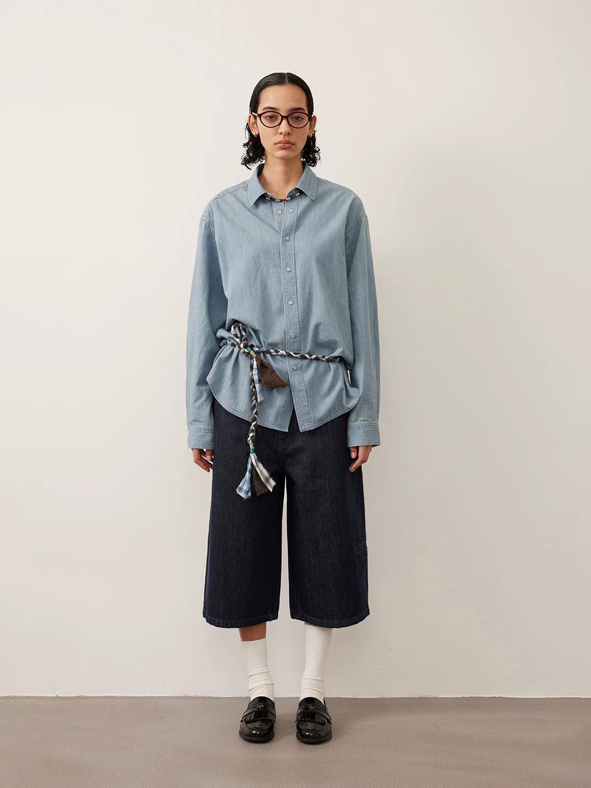 11oz Paper Yarn Three-Quarter Denim Shorts - Image 5