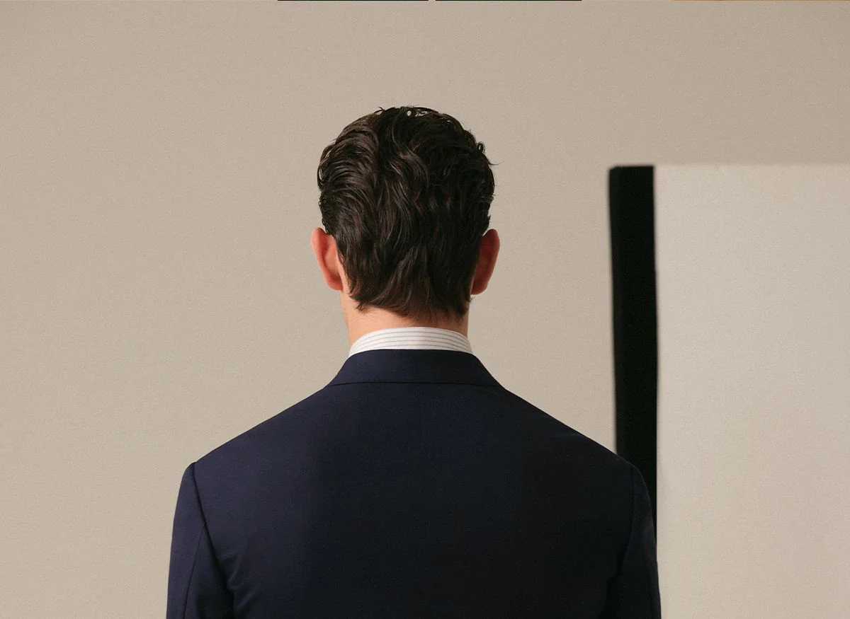 Loro Piana Fabric 120S Double-Breasted Suit - Image 4