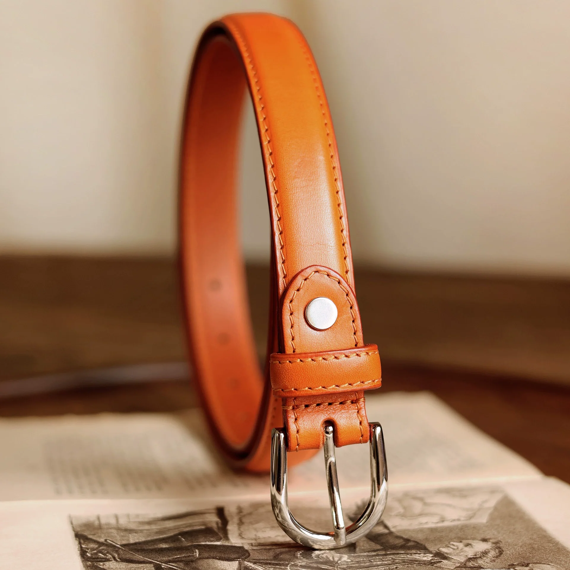 2.4 cm Cowhide Round-Buckle Belt - Image 15