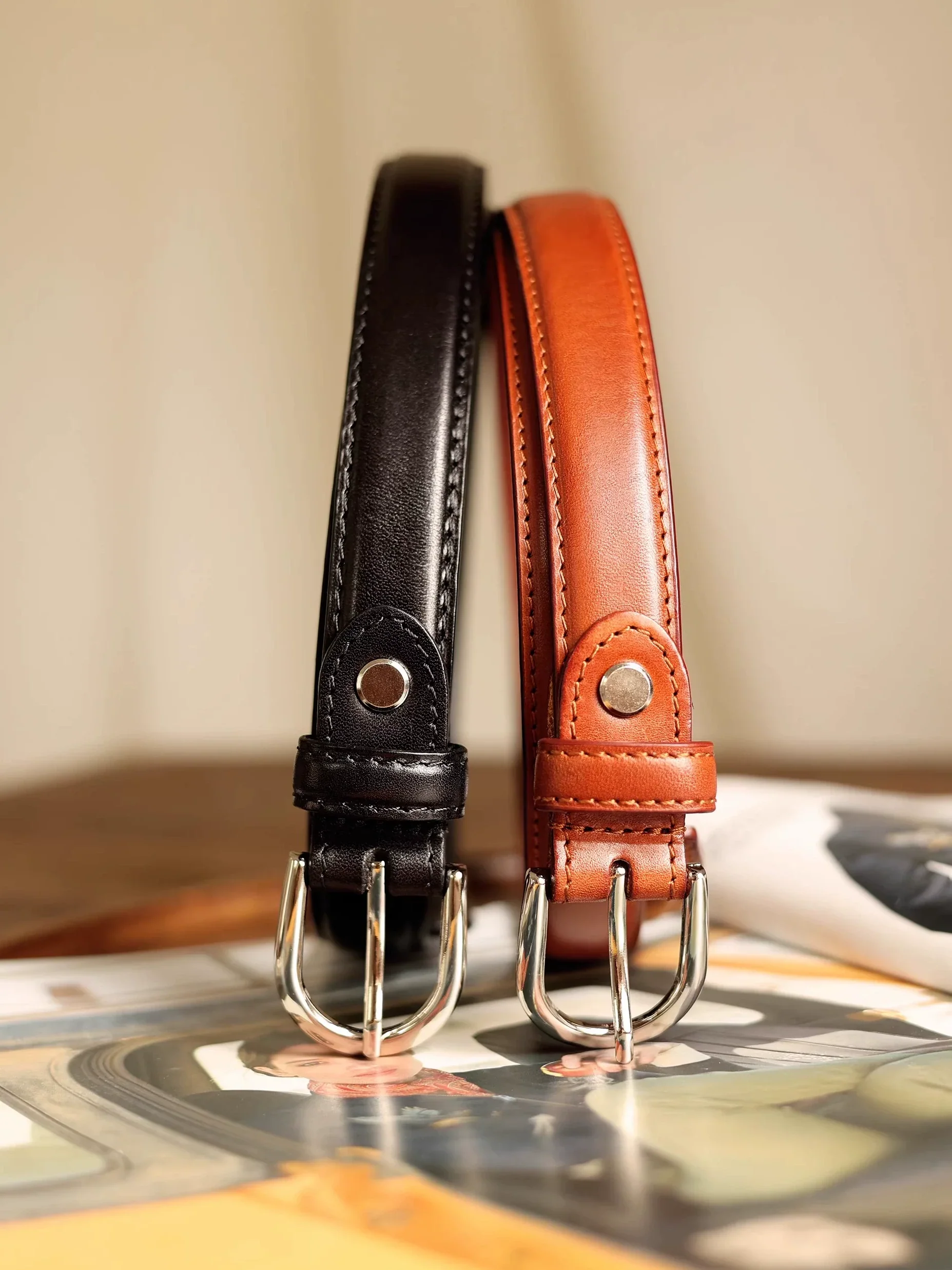 2.4 cm Cowhide Round-Buckle Belt - Image 5