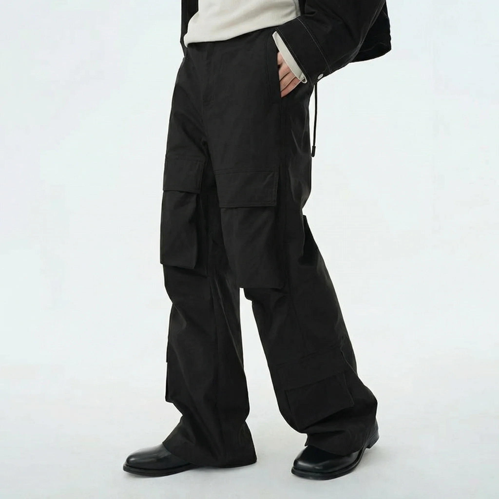 3D Pocket Wide-Leg Cargo Pants - Image 3