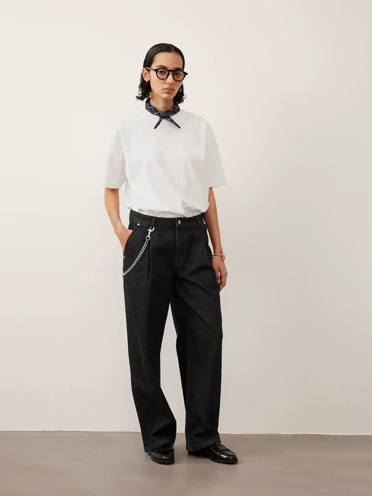 500 Cotton Pleated Denim Trousers - Image 4