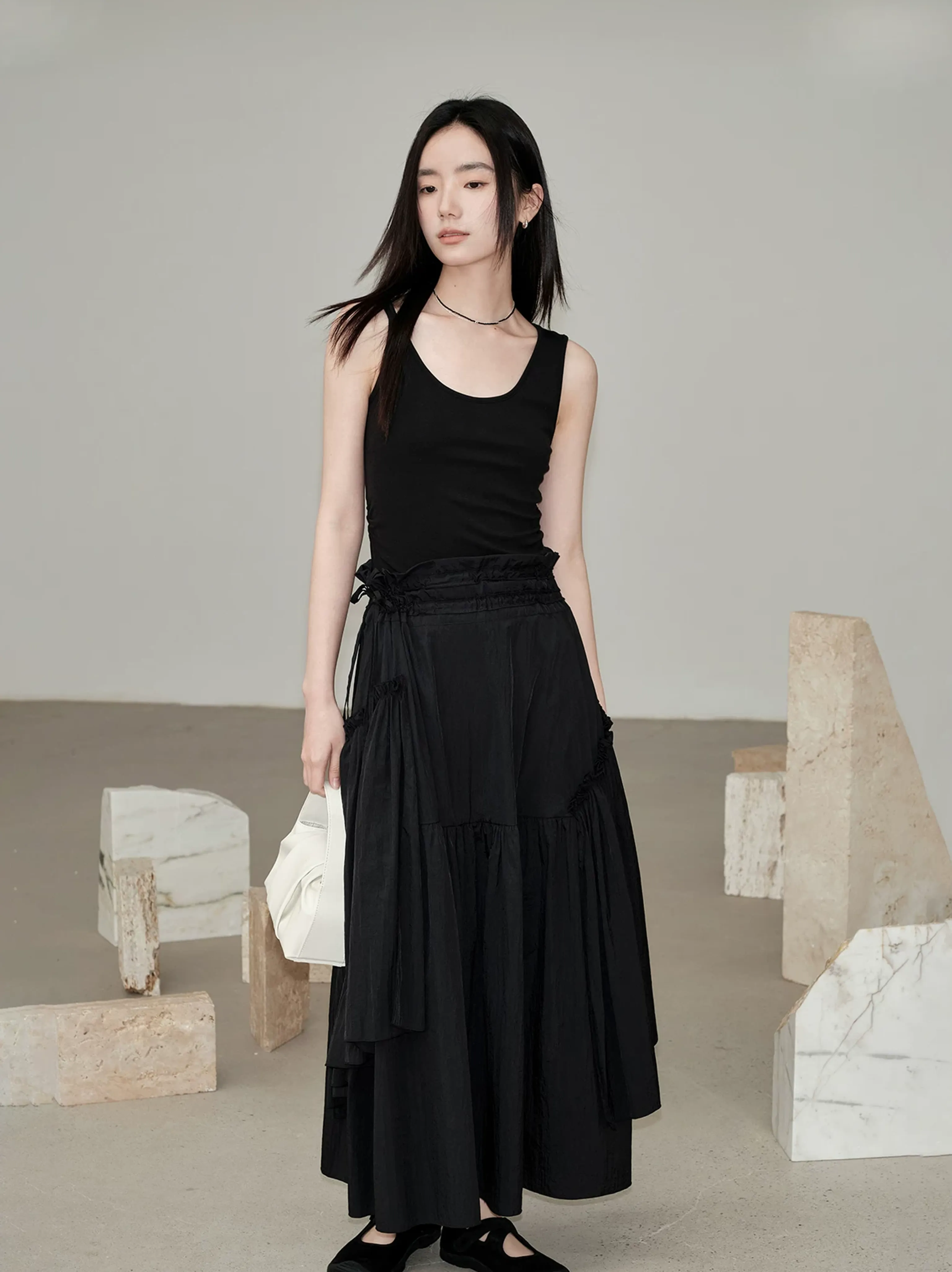 Asymmetric Knit Tank Top - Image 4