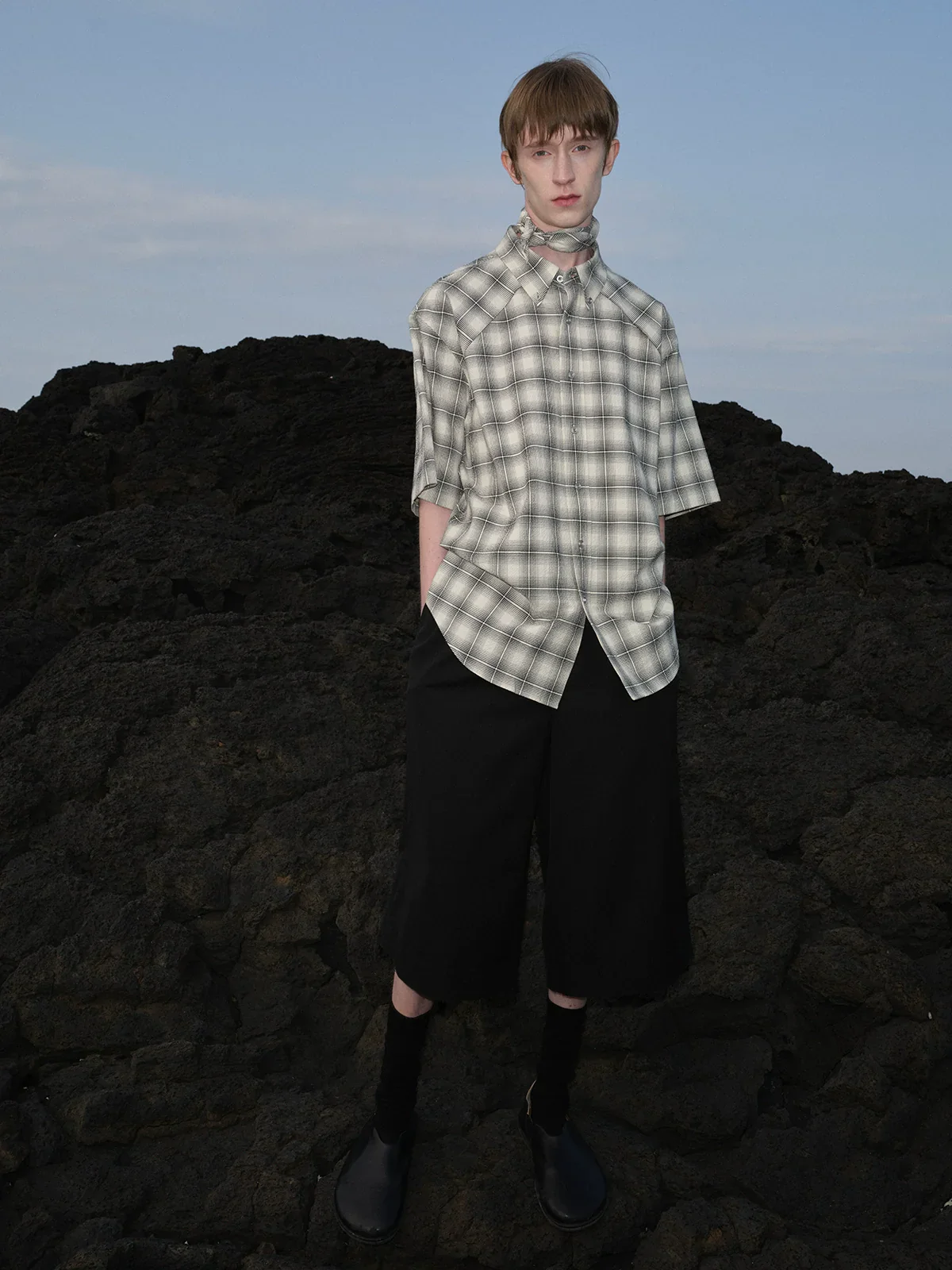 Black and White Seersucker Check Short-Sleeve Shirt - Image 4