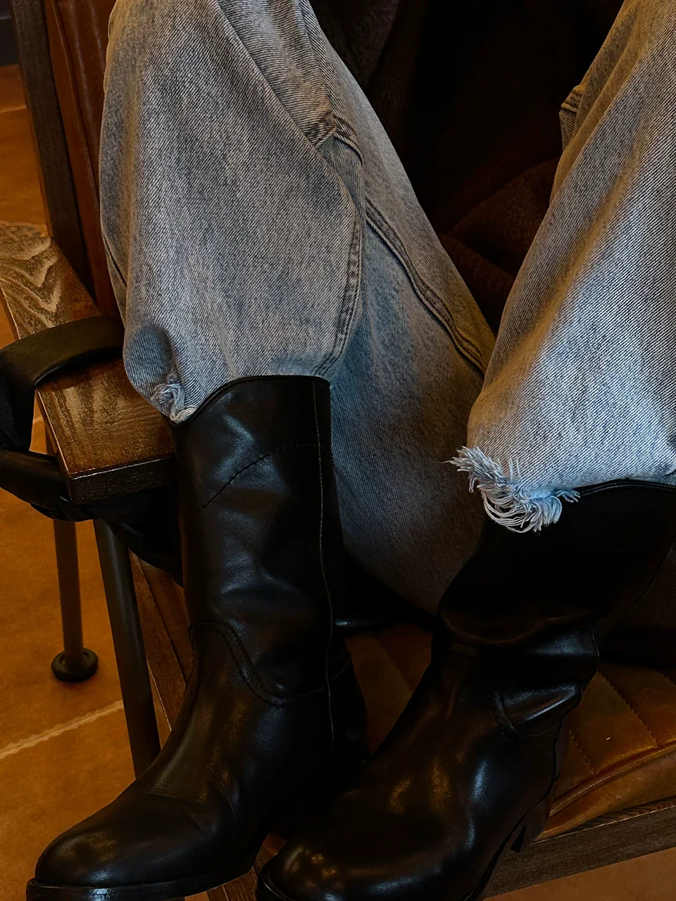 Black Calfskin Round-Toe Mid-Calf Boots