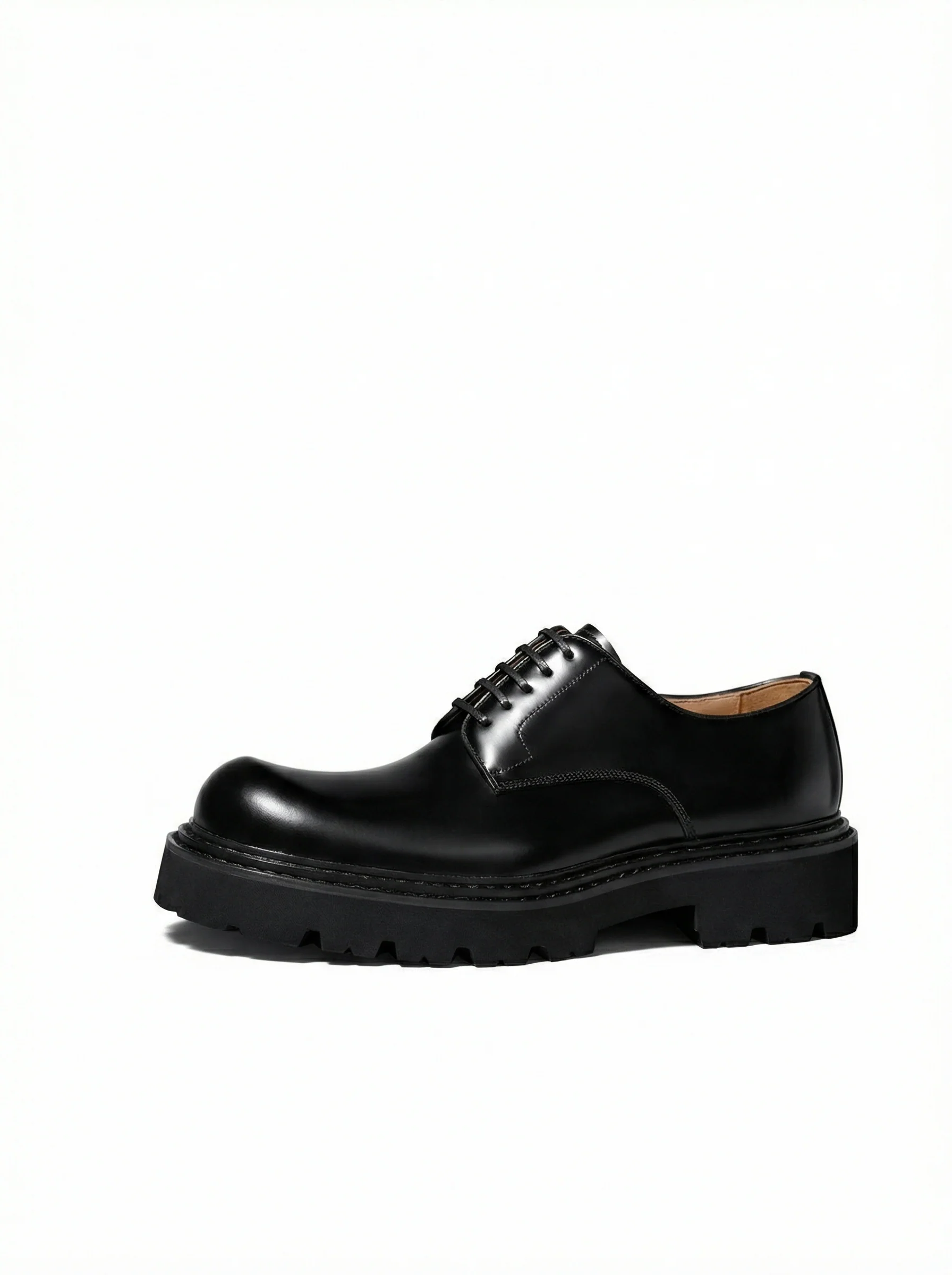 Black Lug Derby - Image 5