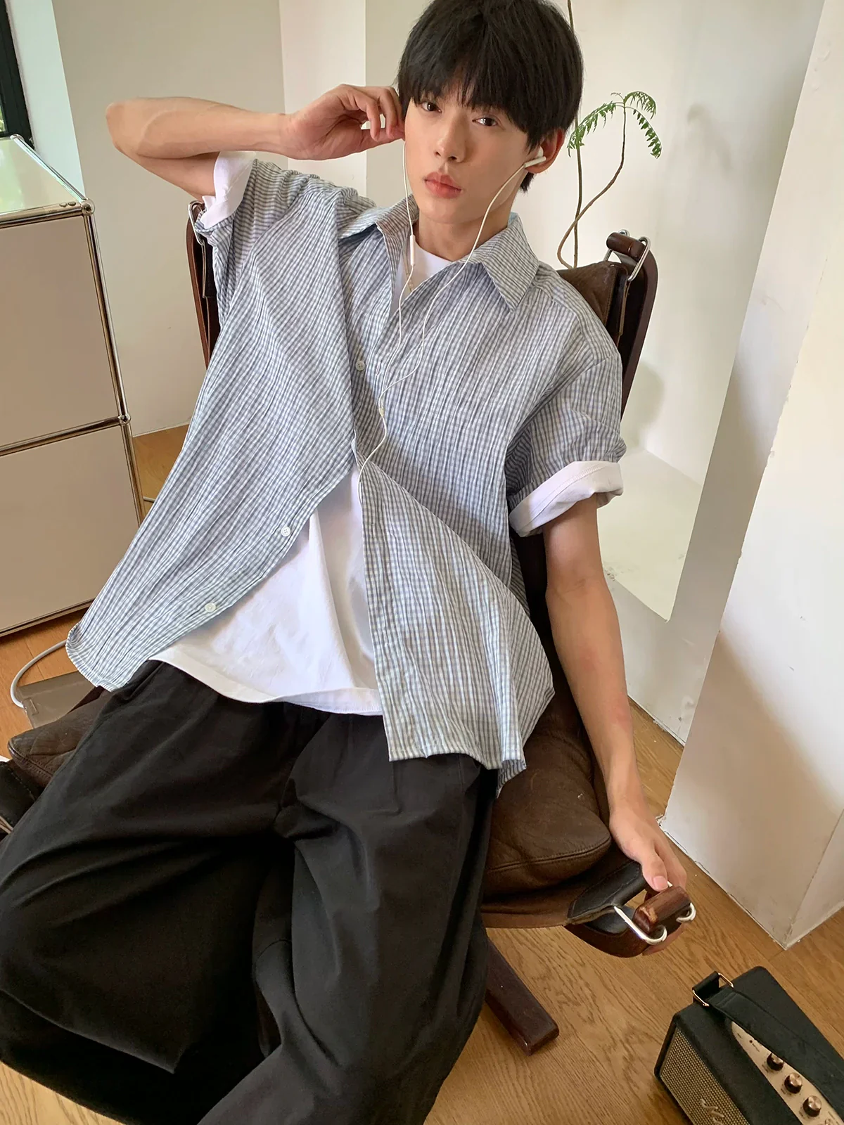 Blue Plaid Short-Sleeve Shirt