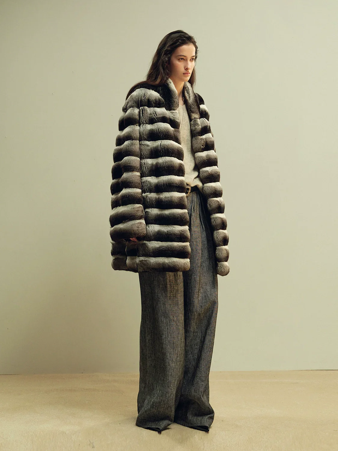 Blue-Violet Chinchilla Fur Coat - Image 3