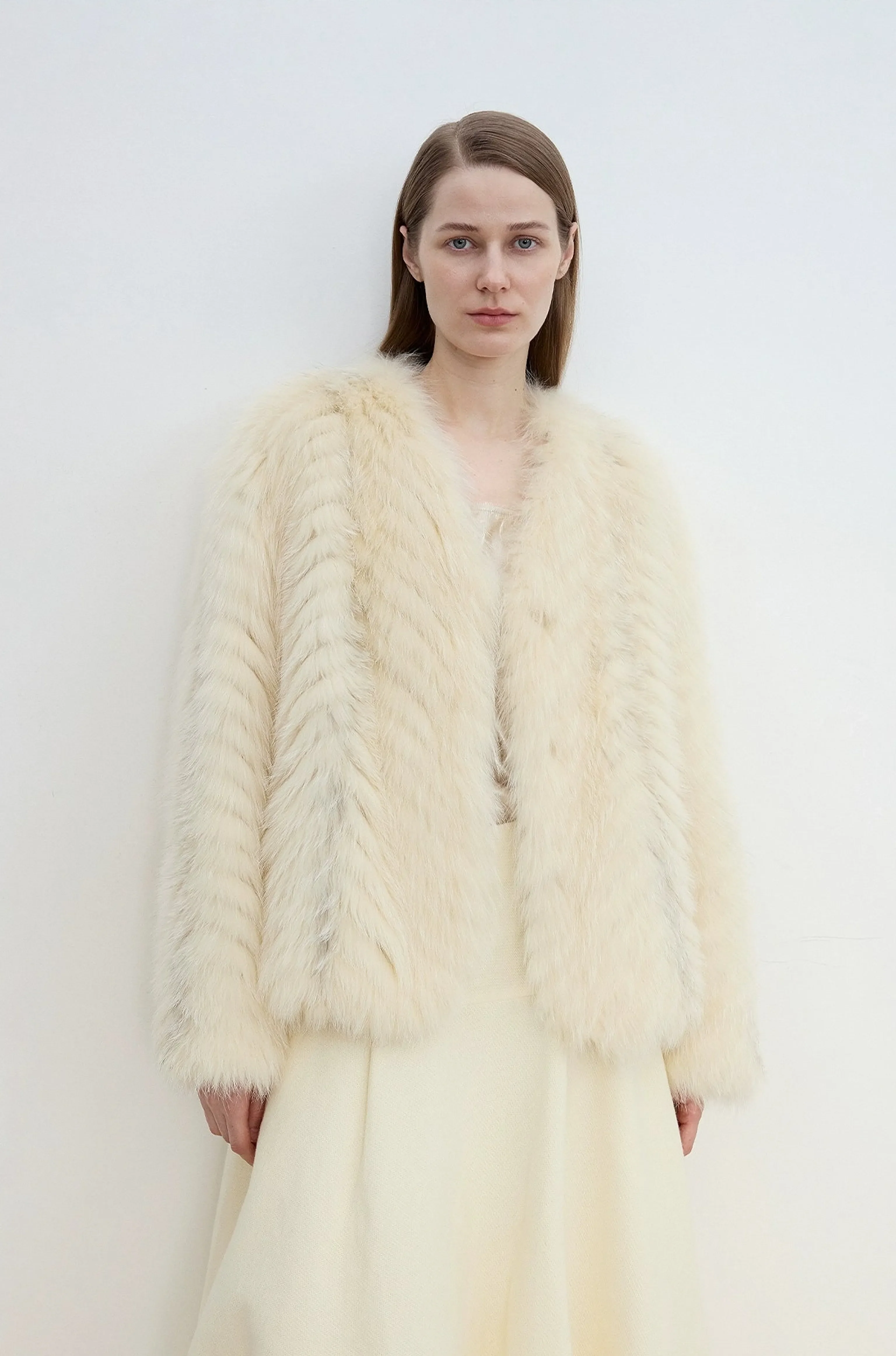 Blush Fox Fur Jacket - Image 5