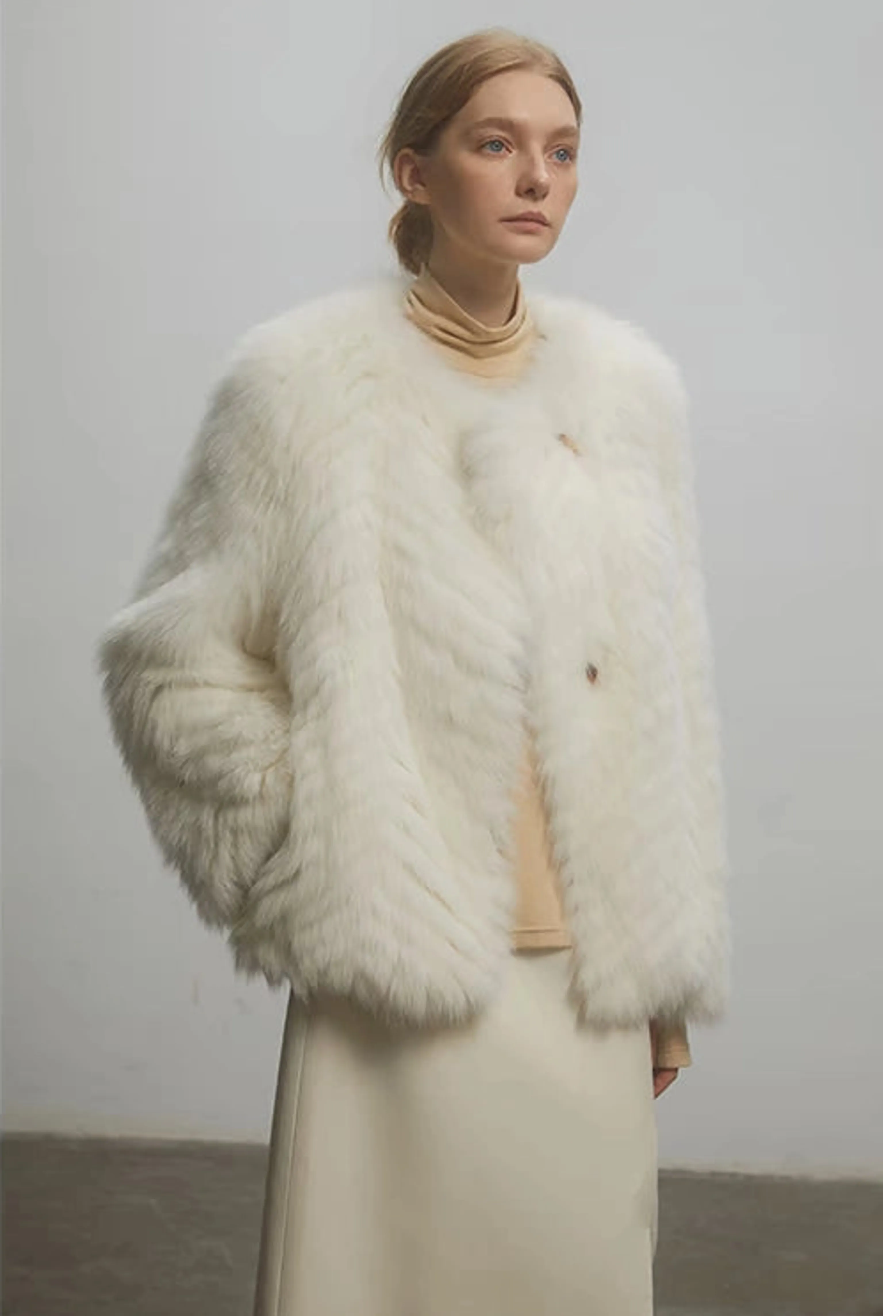 Blush Fox Fur Jacket - Image 7