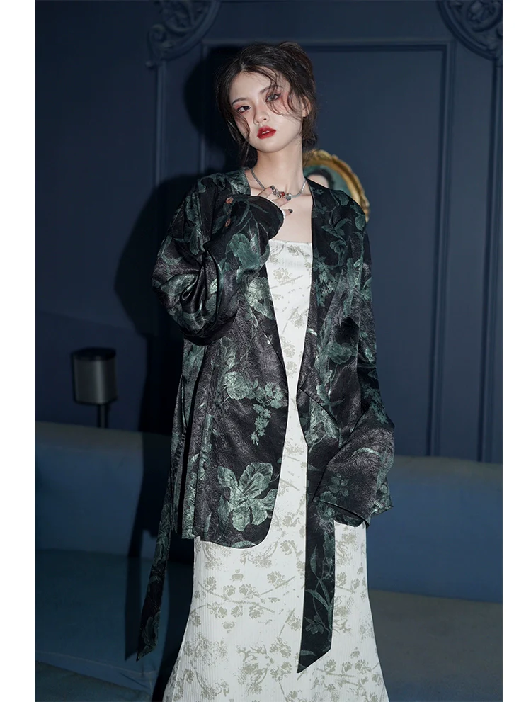 Botanical Jacquard Wrap Jacket - Image 4