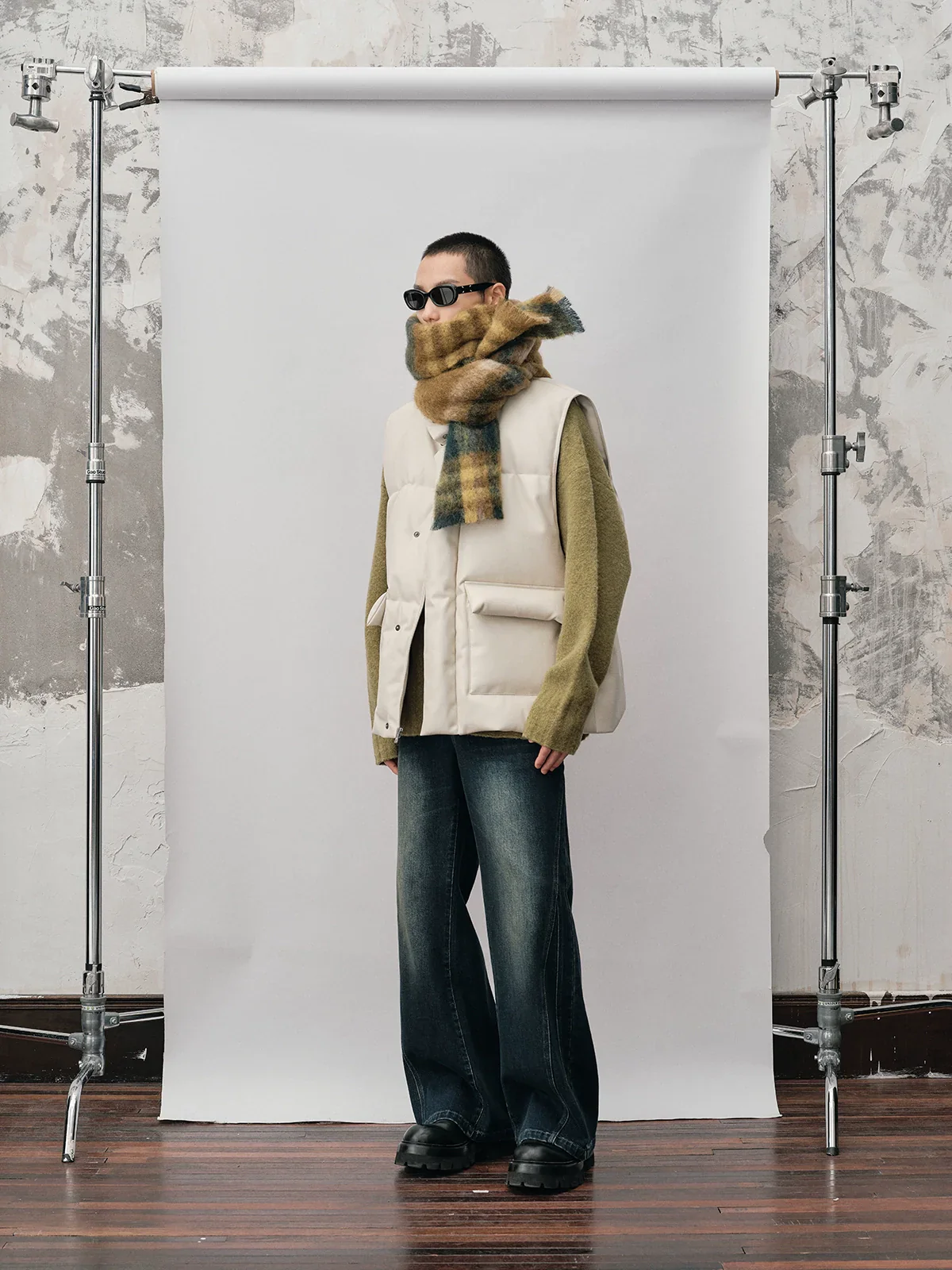 Bouclé Yarn Textured Sweater - Image 3