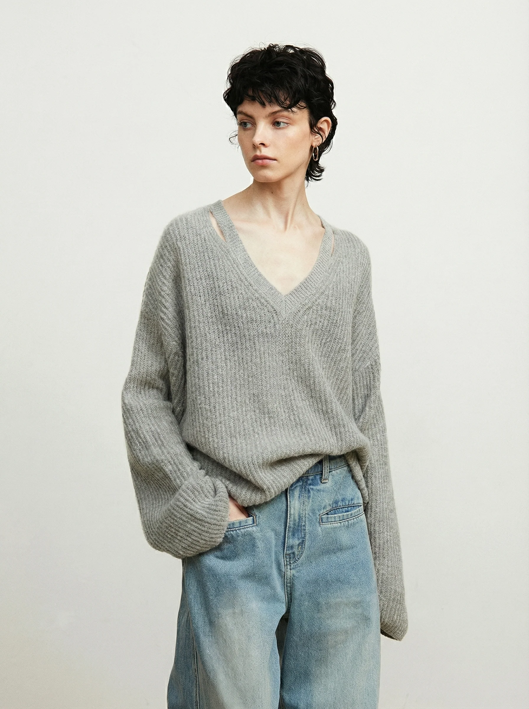 Brushed Merino Rib V-neck Sweater - Image 3