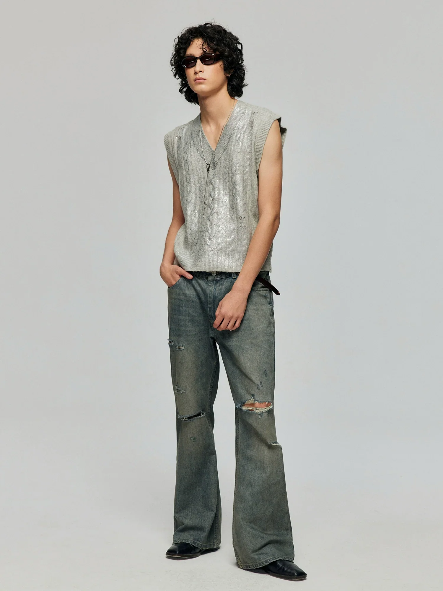 Brushed Silver Cable-Knit V-Neck Vest - Image 3