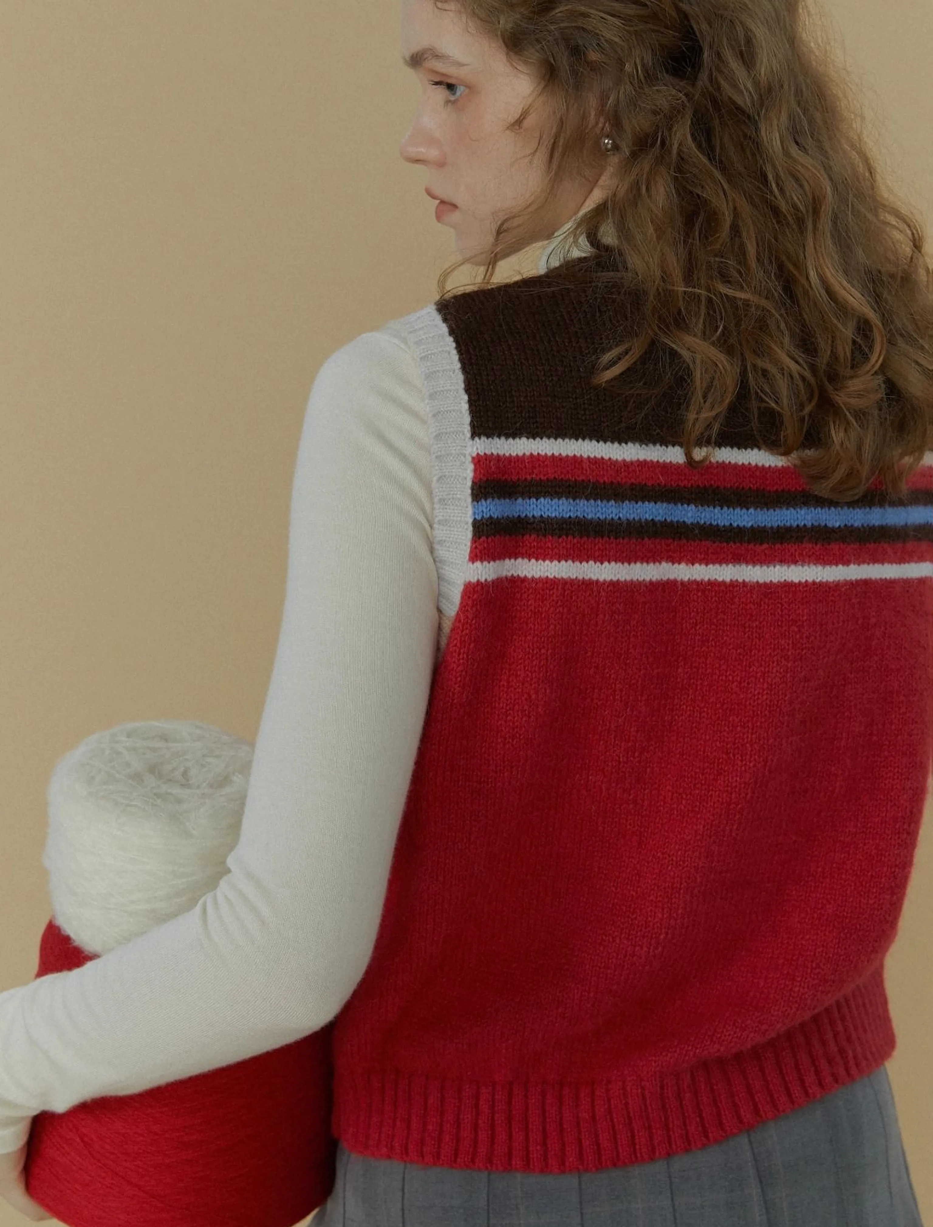 Bunny Stripe Knit Vest - Image 8