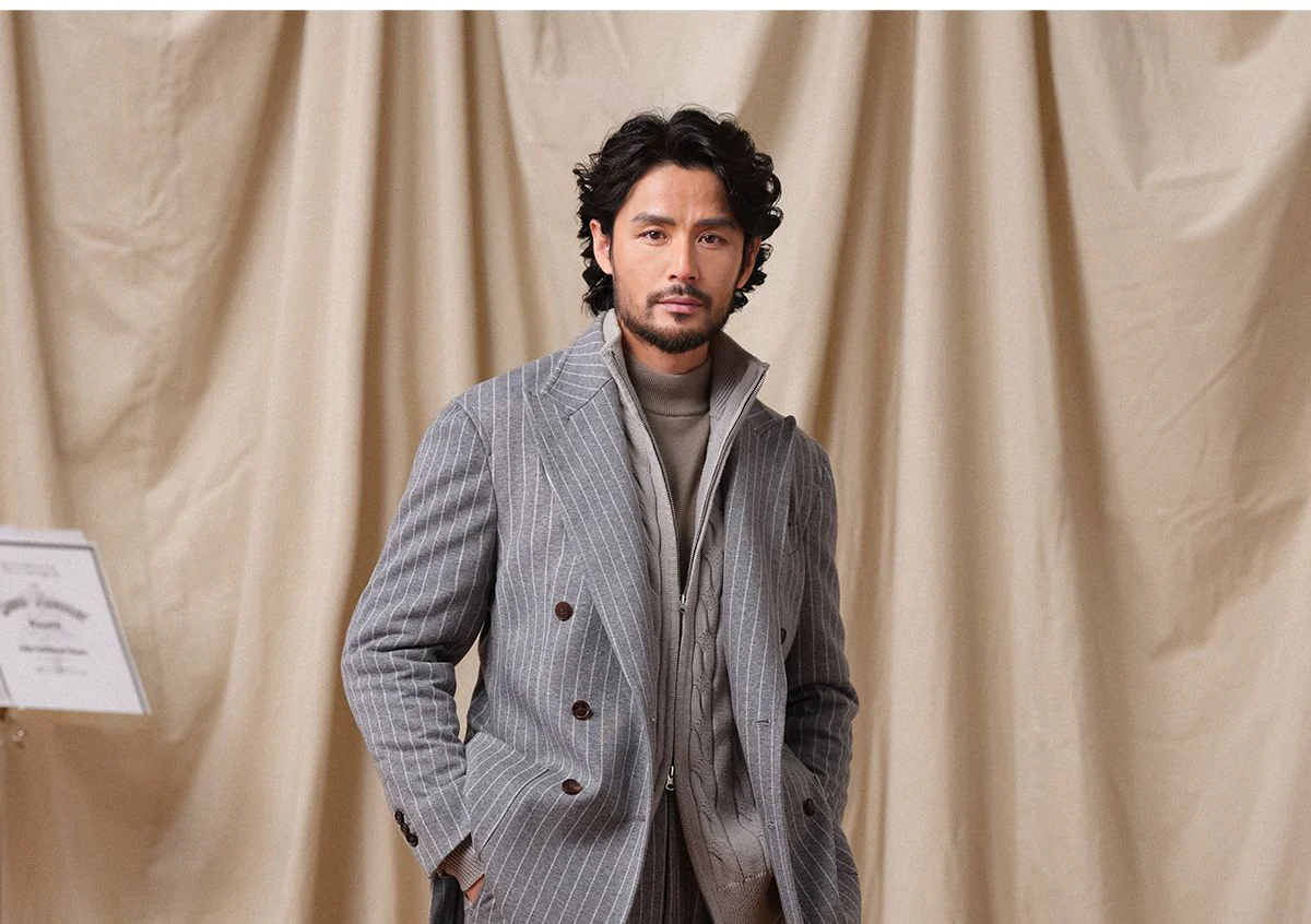 Cable-Knit Zip-Up Cardigan - Image 2
