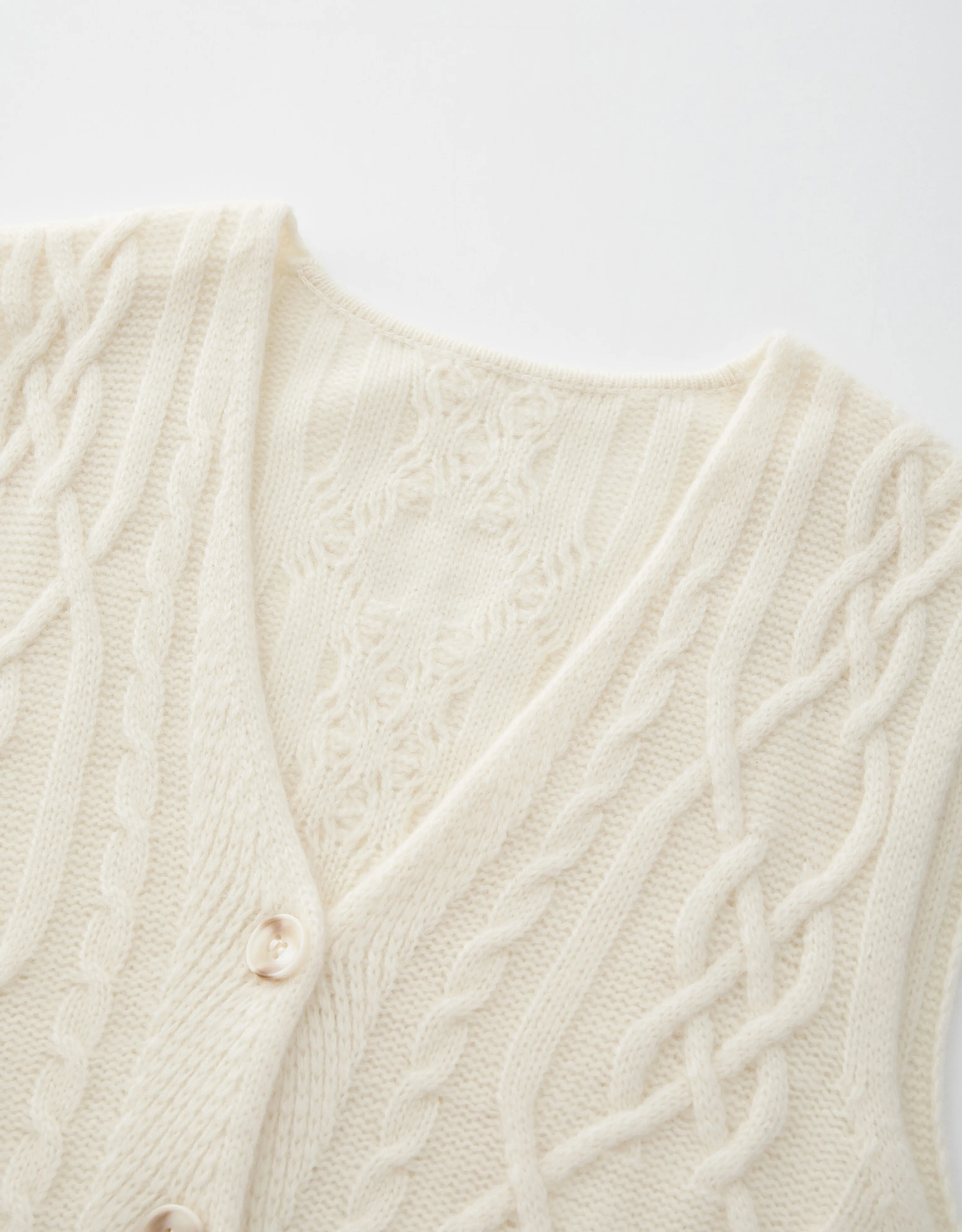 Cable V-Neck Cashmere Vest - Image 6