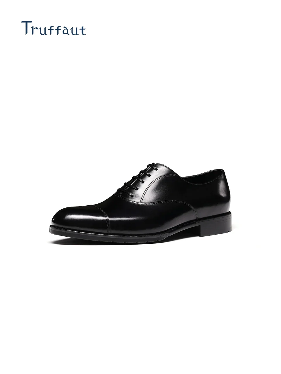 Cap-Toe Oxford Leather Shoe