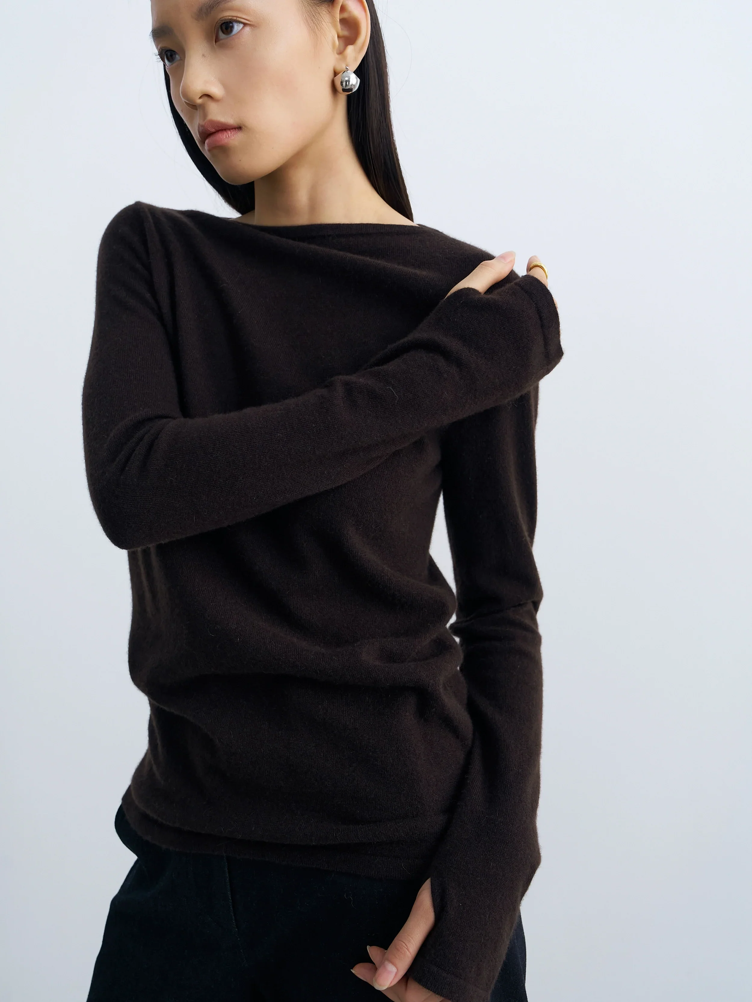 Cashmere Boat‑Neck Slim Sweater - Image 5