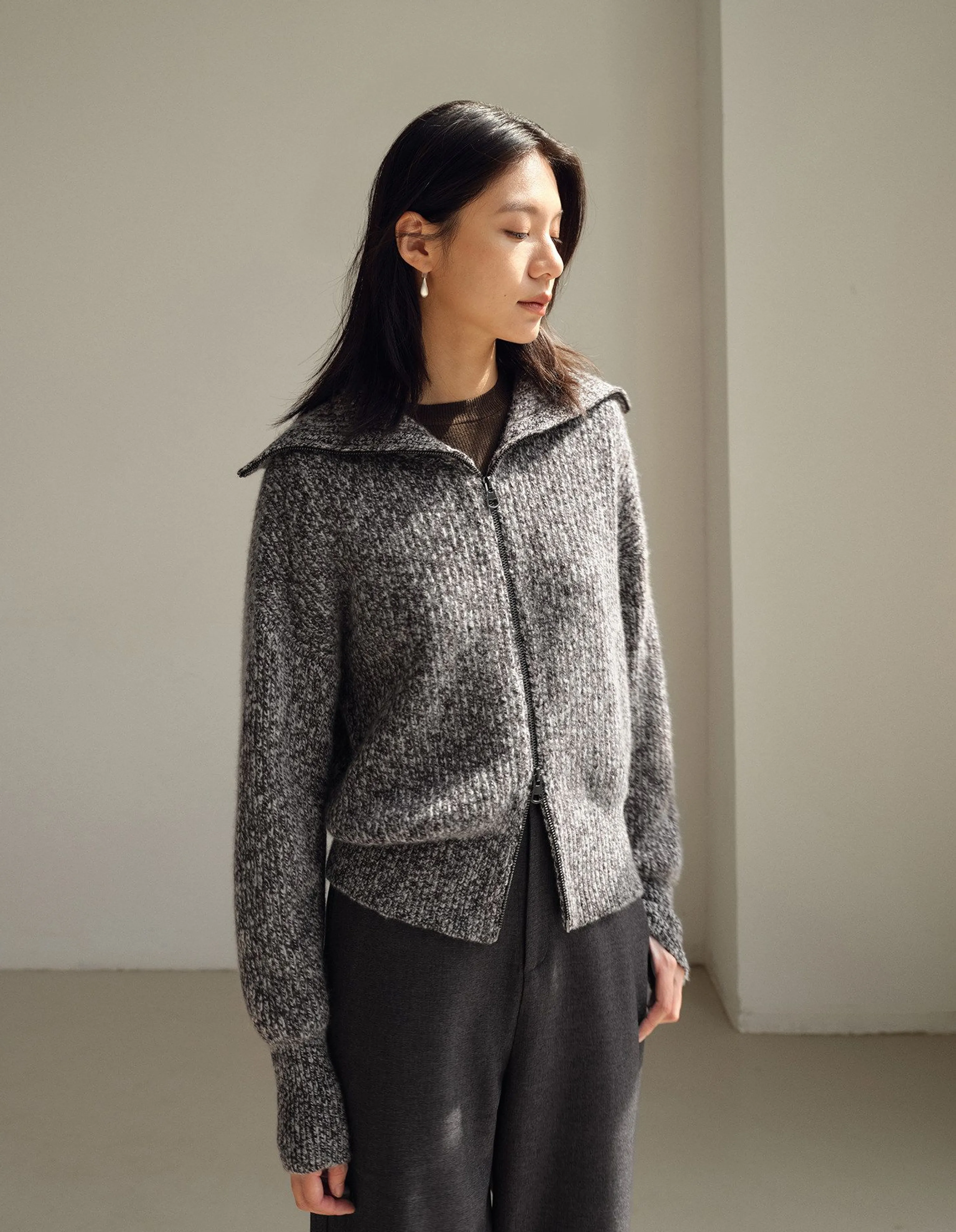 Cashmere Sailor Collar Zip Cardigan - Image 5