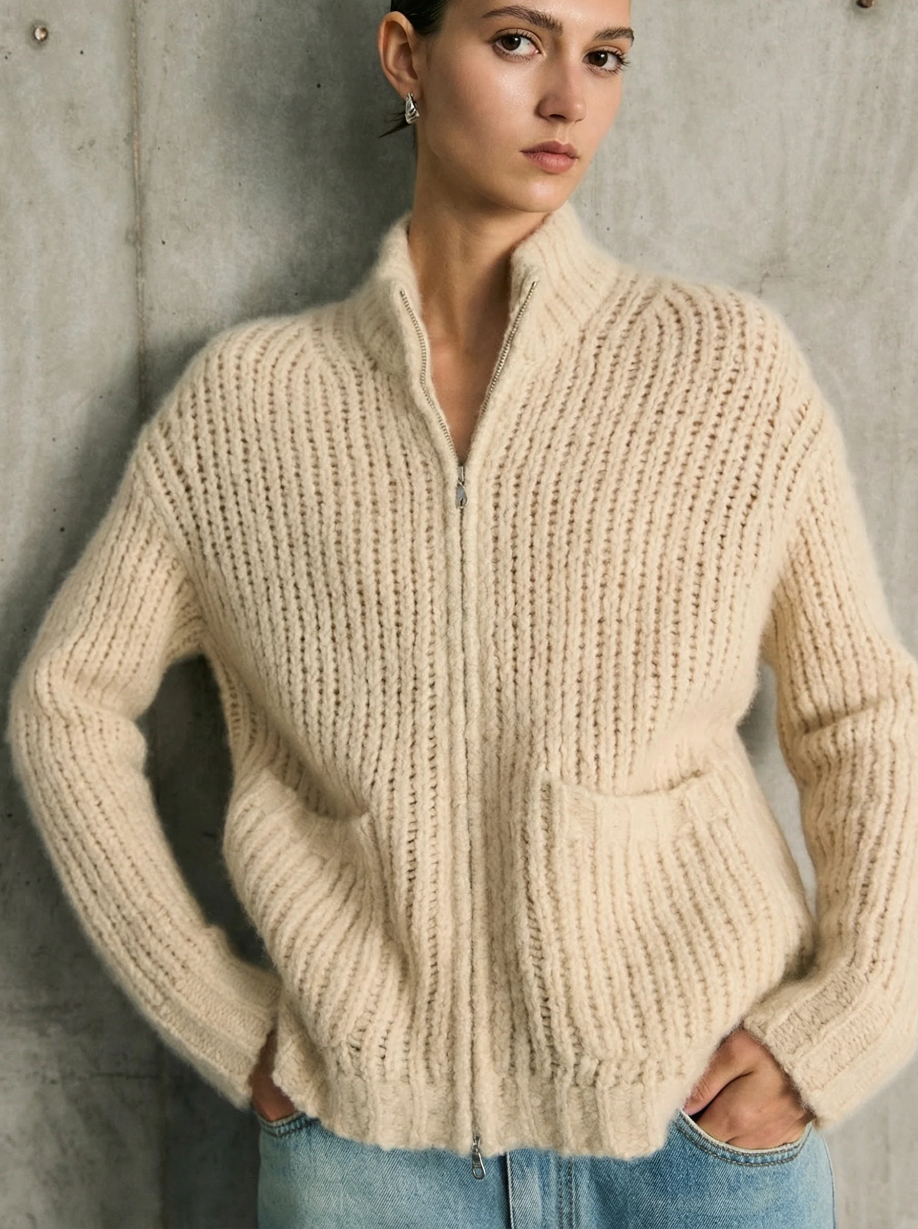 Cashmere Silk Zip Cardigan - Image 4