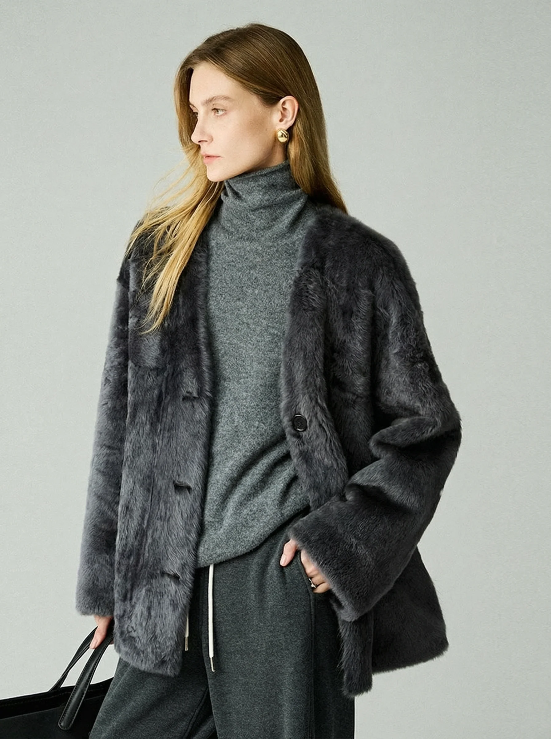 Cashmere Turtleneck Sweater - Image 6