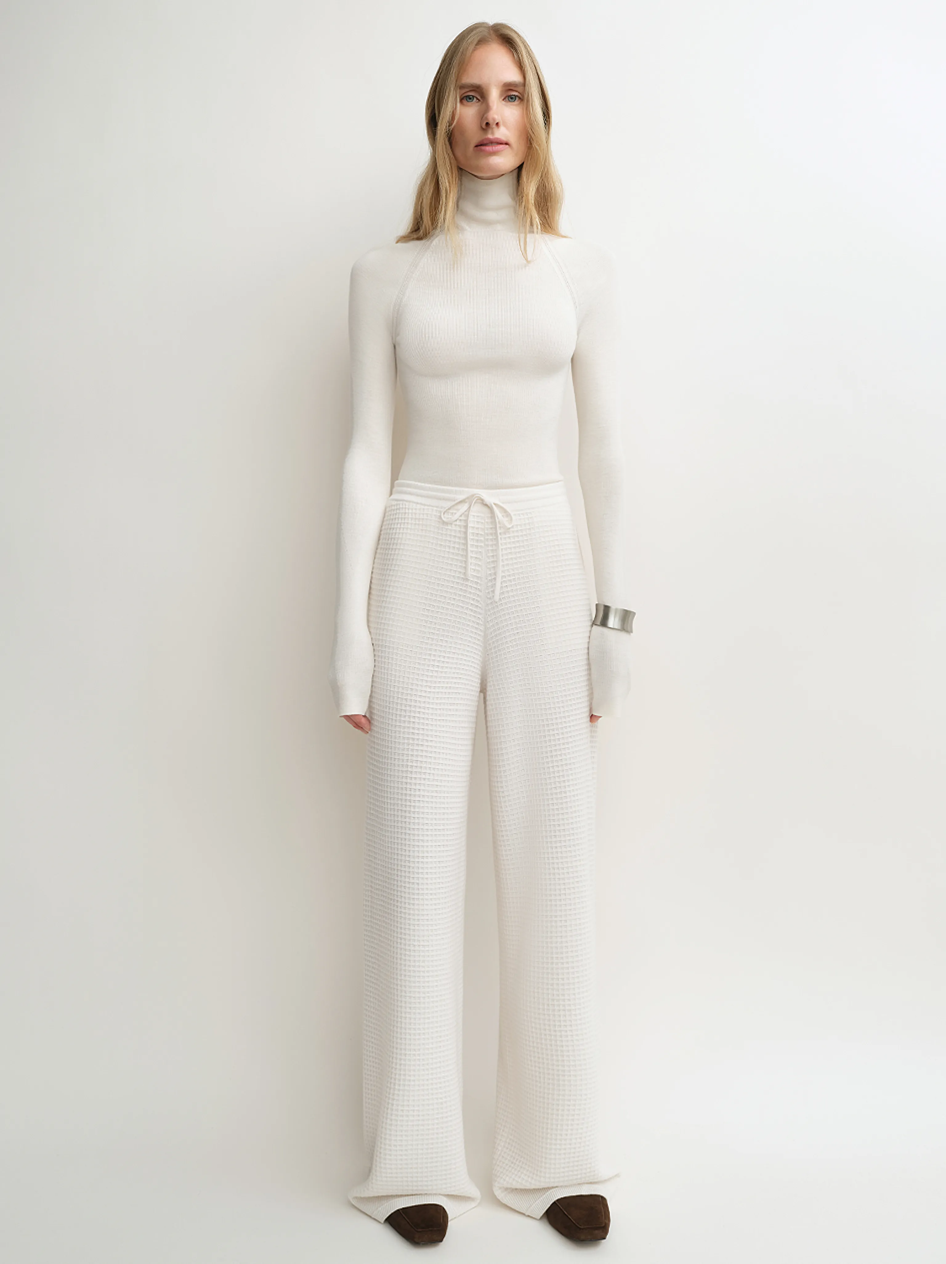 Cashmere-Wool Waffle Knit Set - Image 4