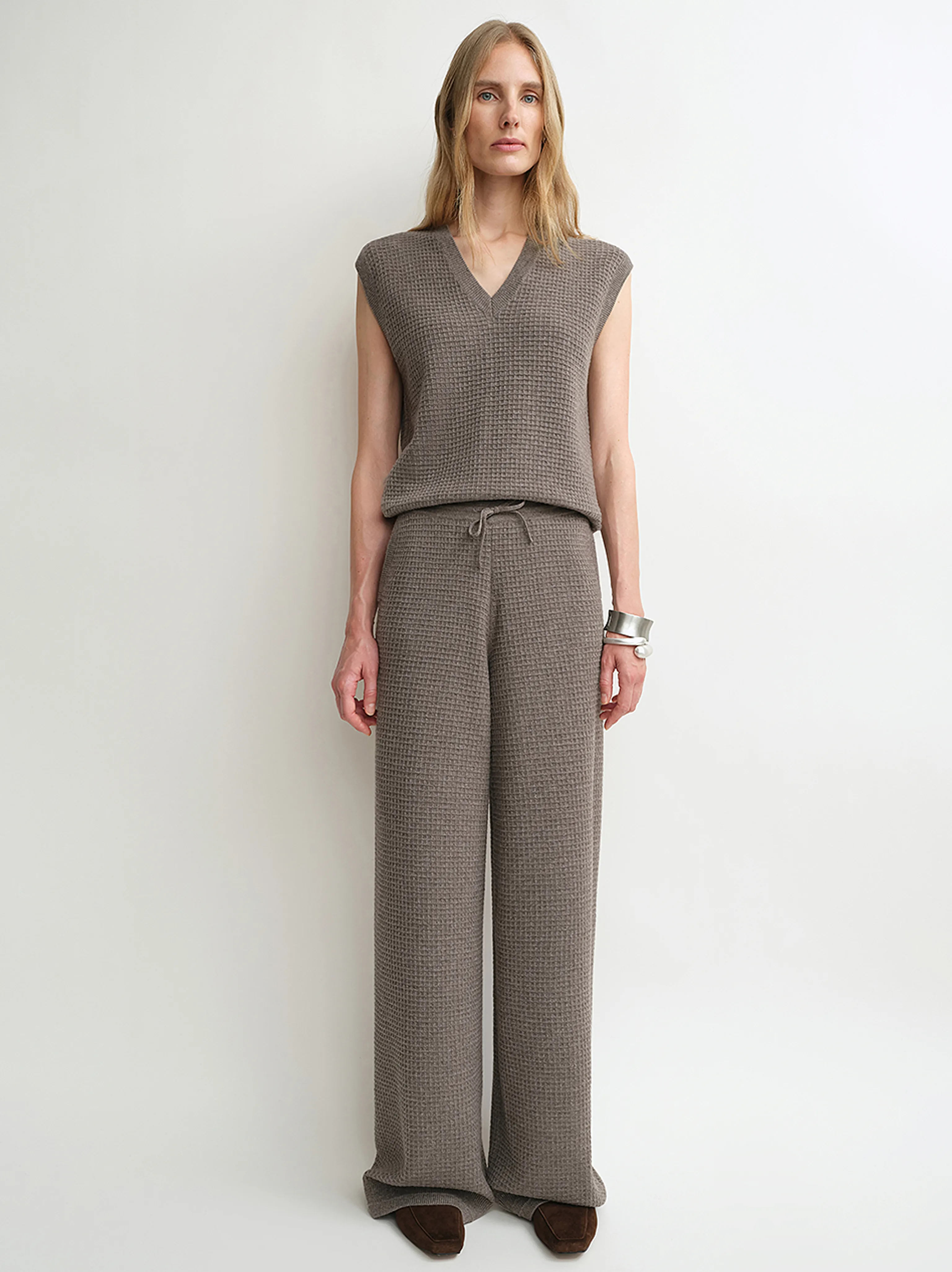 Cashmere-Wool Waffle Knit Set - Image 5