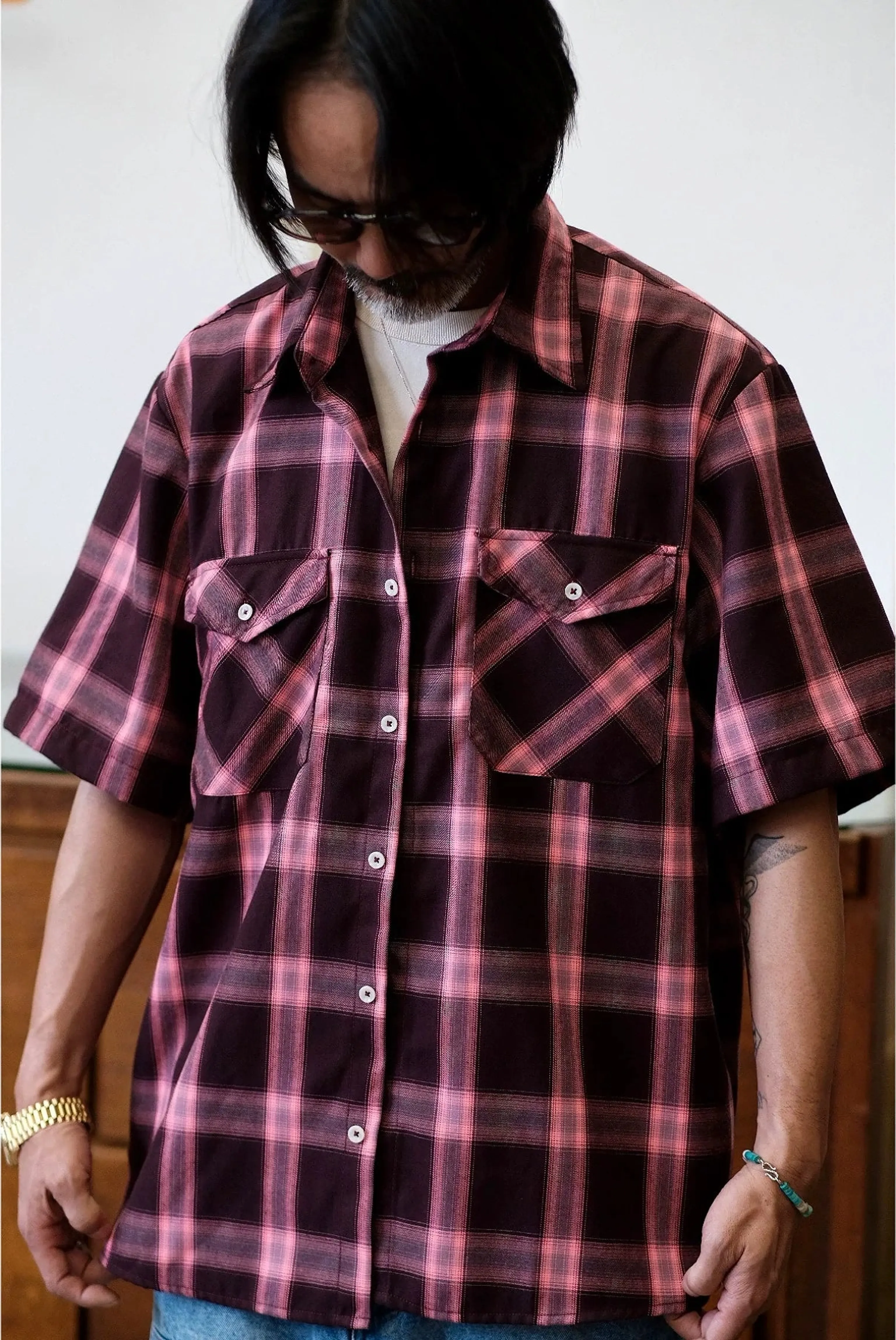Classic Plaid Short-Sleeve Shirt - Image 6