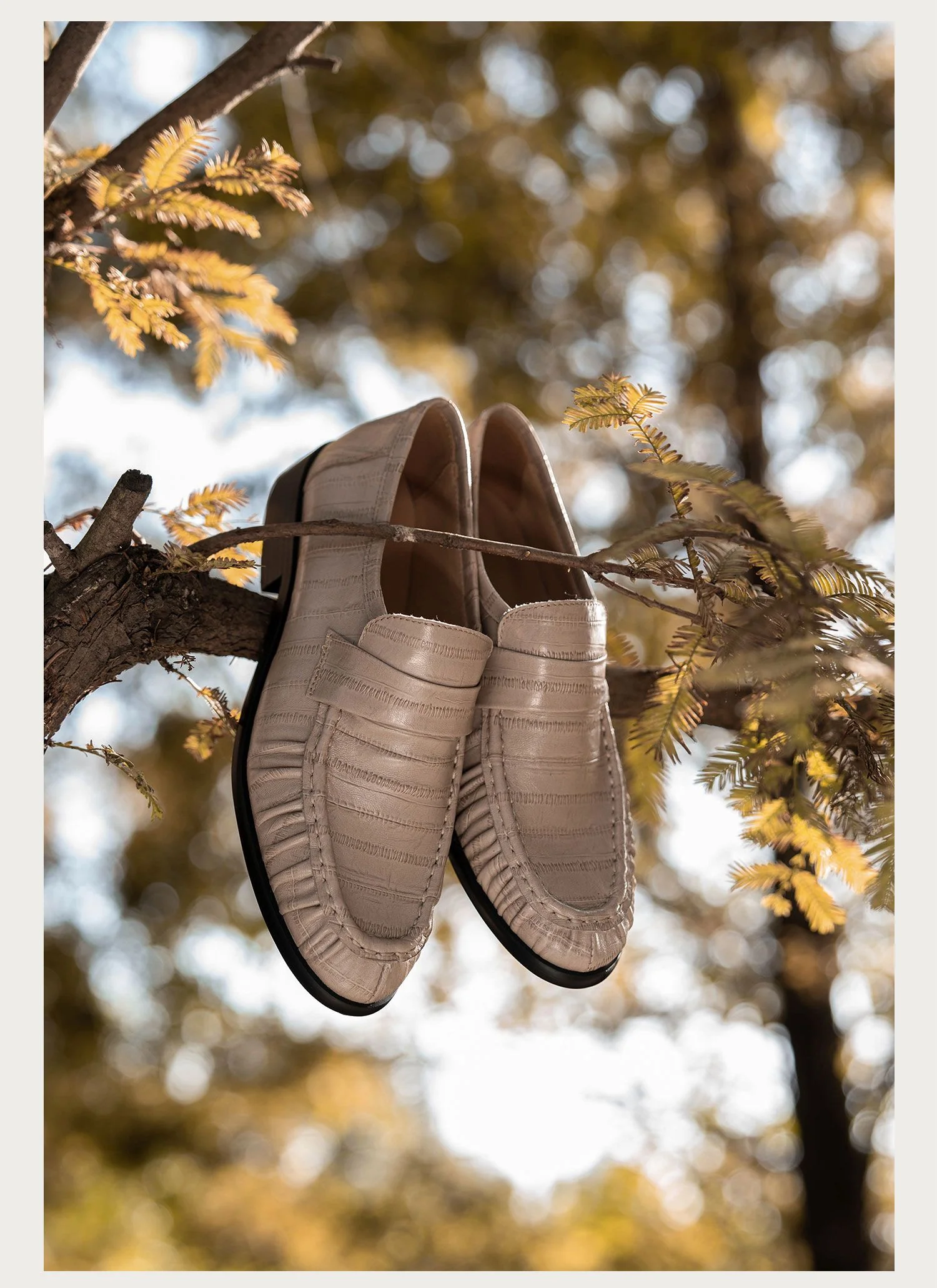 Classic Pleated Leather Loafers - Image 6
