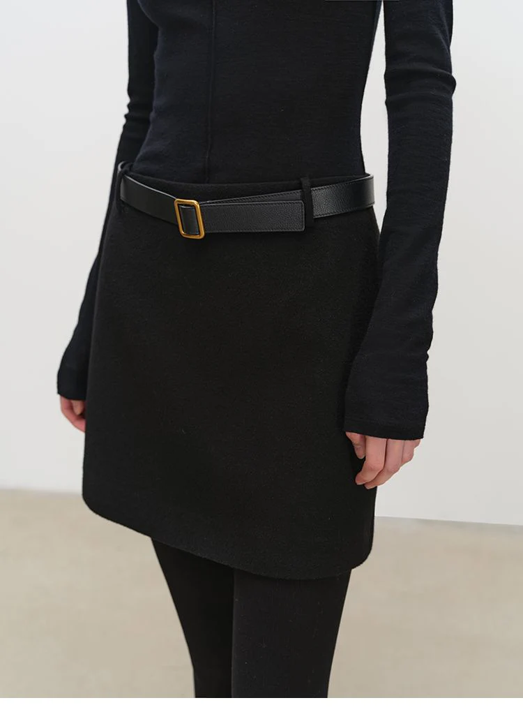 Classic Short Skirt - Image 14