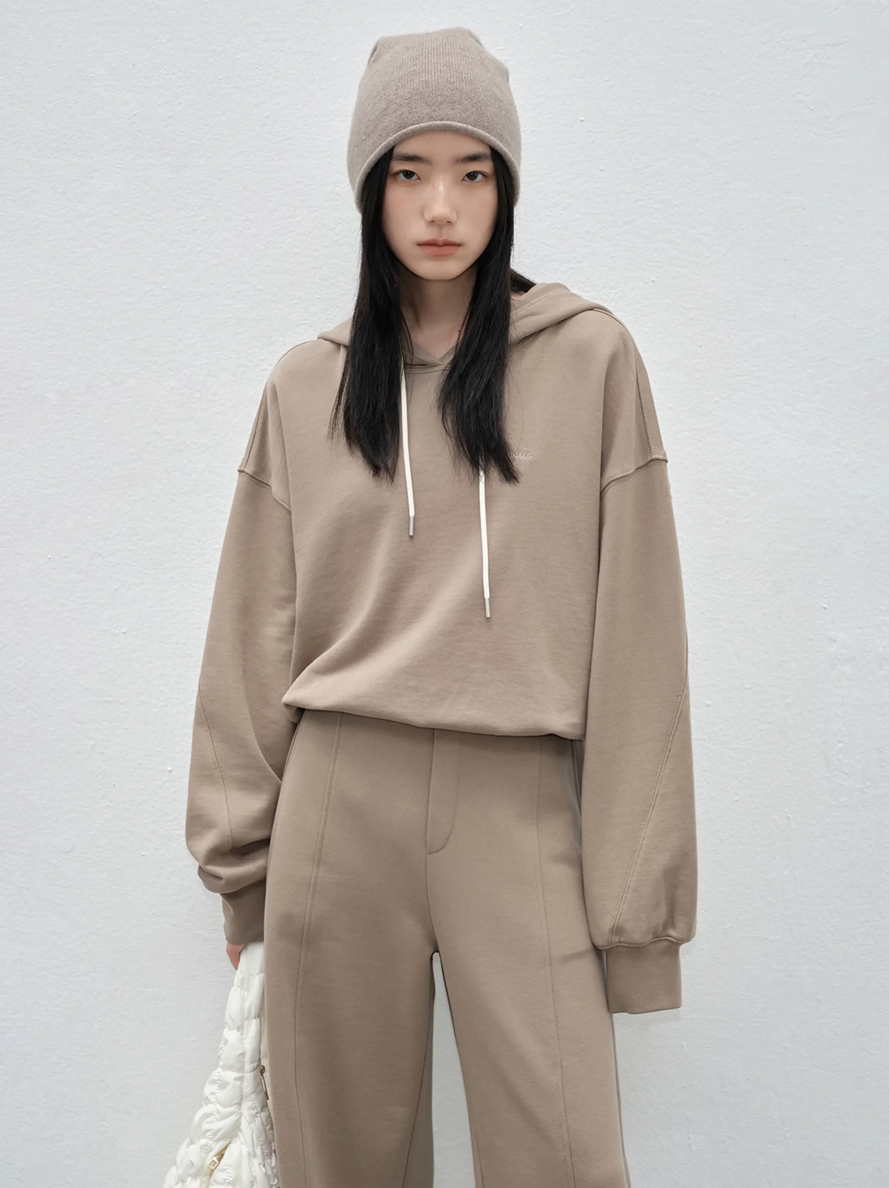 CleanFit Hooded Sweatshirt and Wide-Leg Pants Set - Image 8