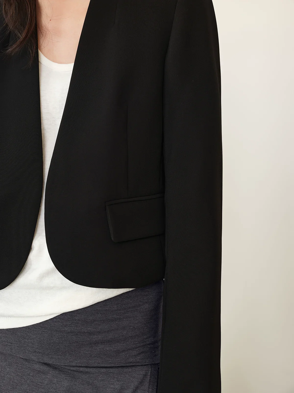 Collarless Cropped Blazer - Image 4
