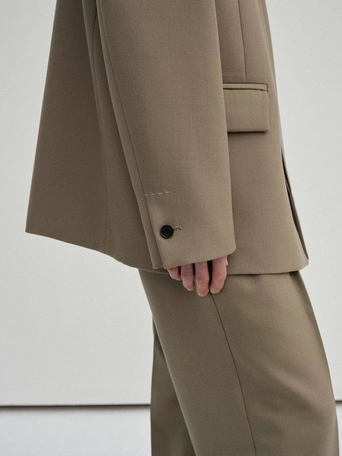 Collarless Merino Wool Blazer - Image 3