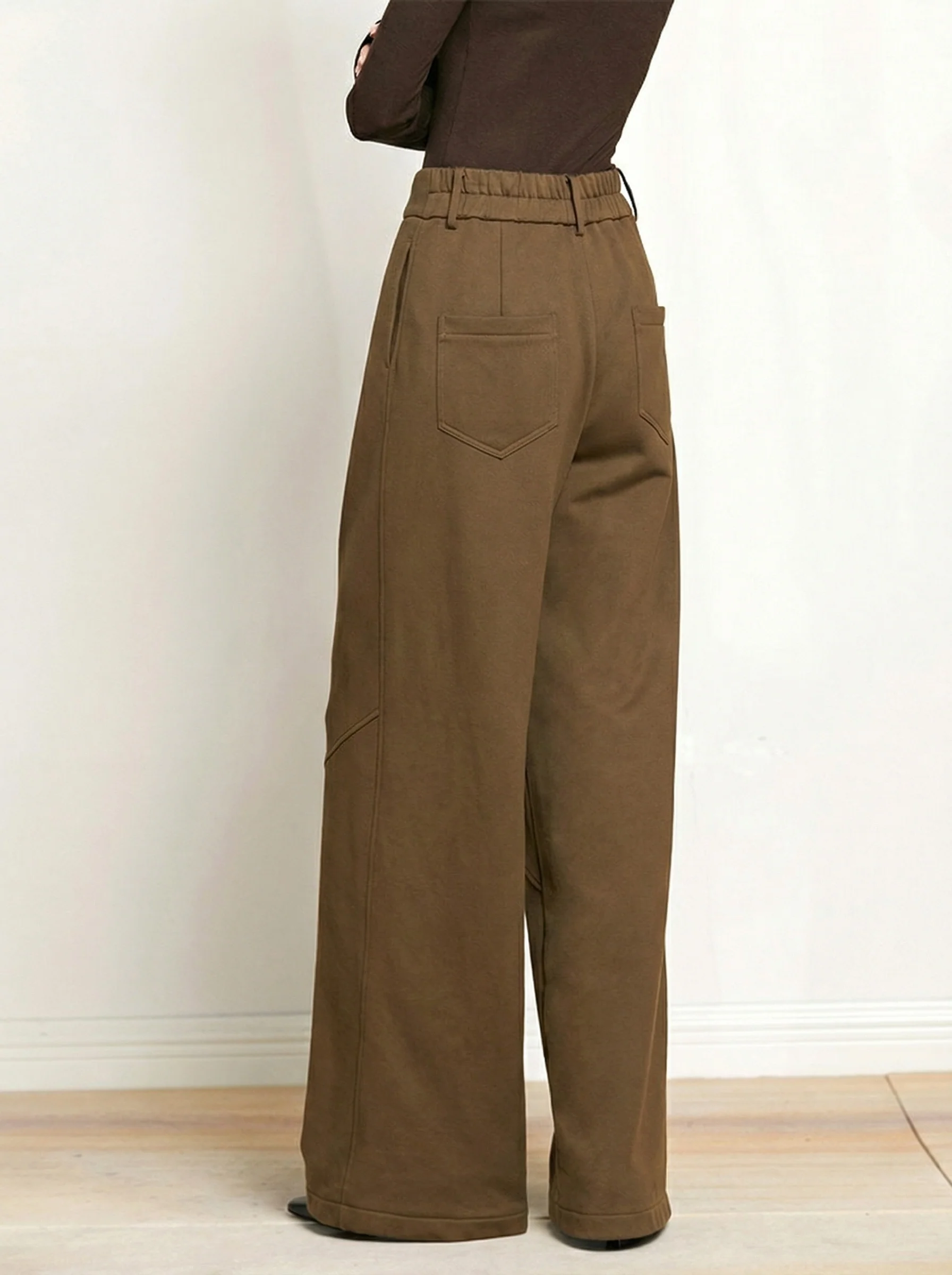 Combed Cotton Wide-Leg Sweatpants - Image 4