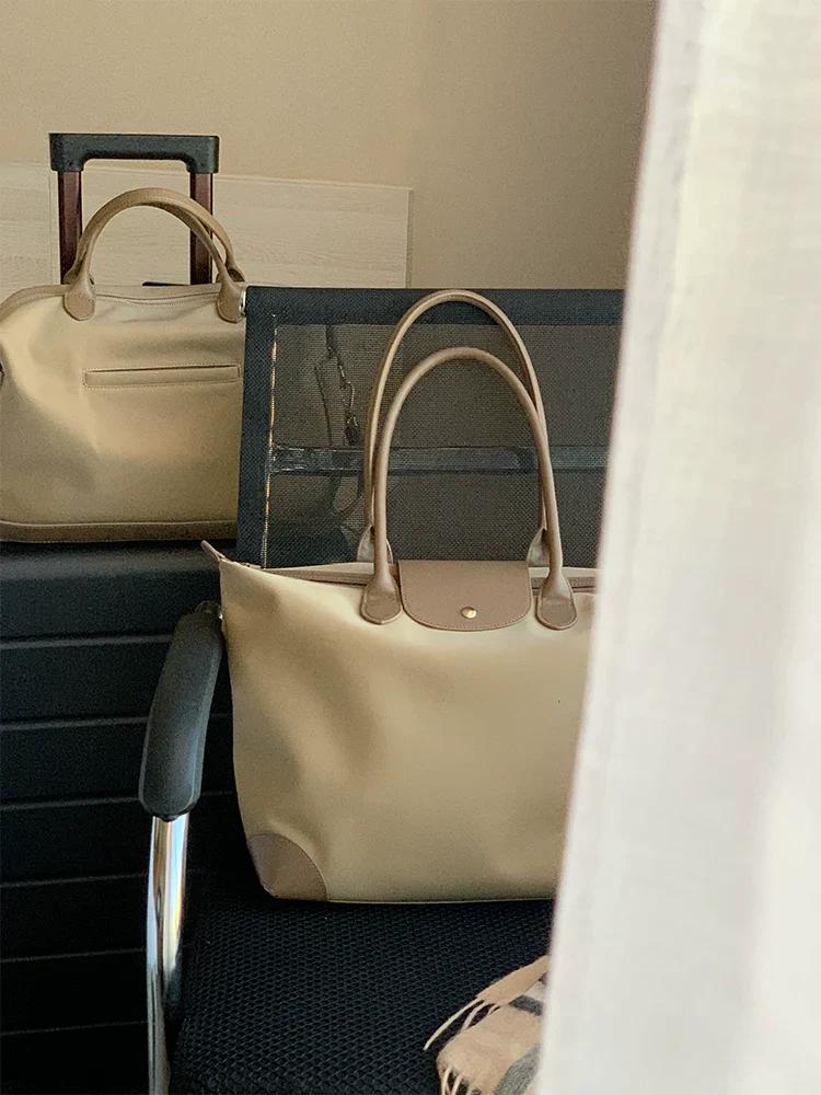 Contrast Nylon Tote - Image 9
