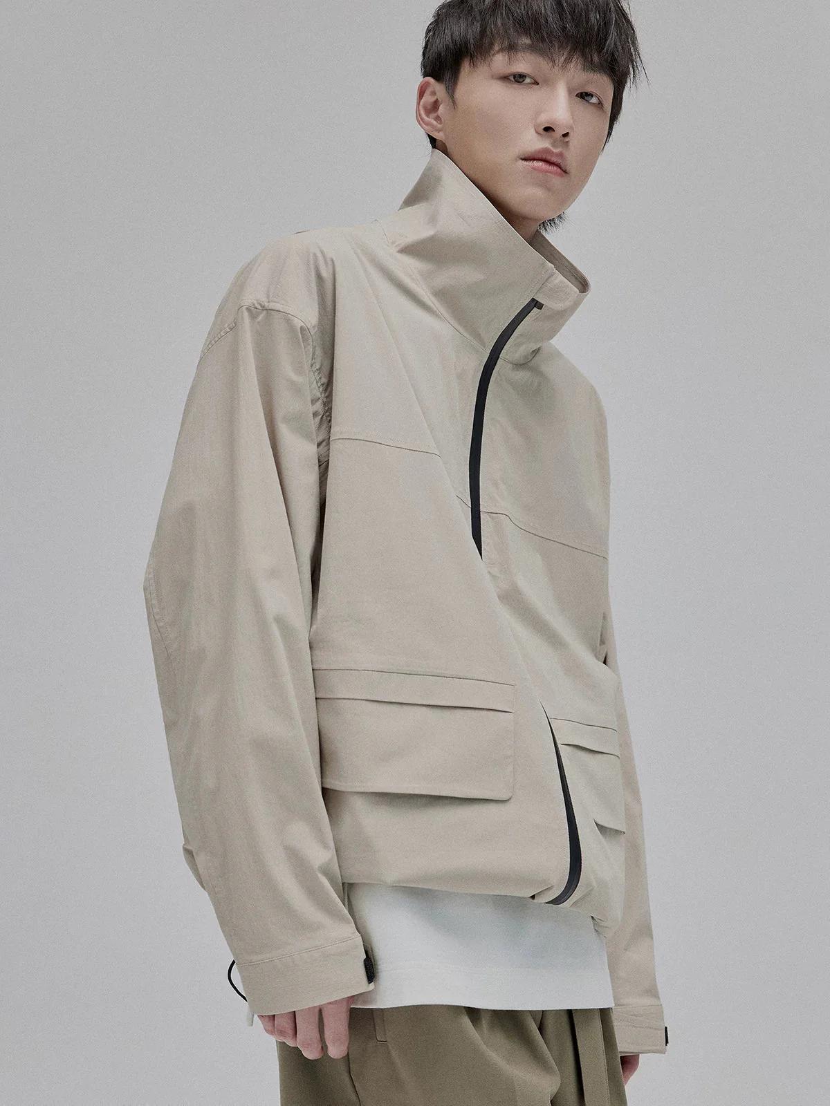 Contrast Zip Stand-Collar Jacket - Image 2