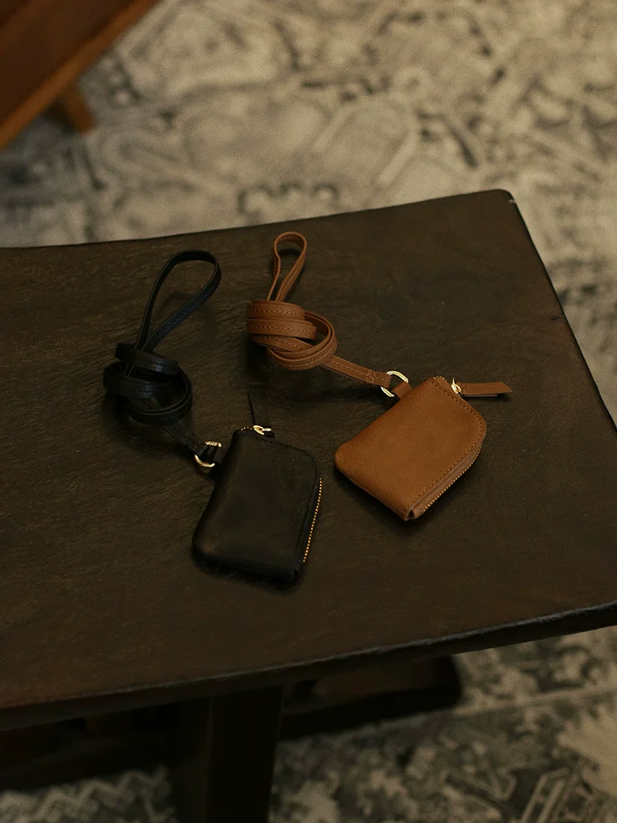 Cowhide Leather Pendant Pouch - Image 5