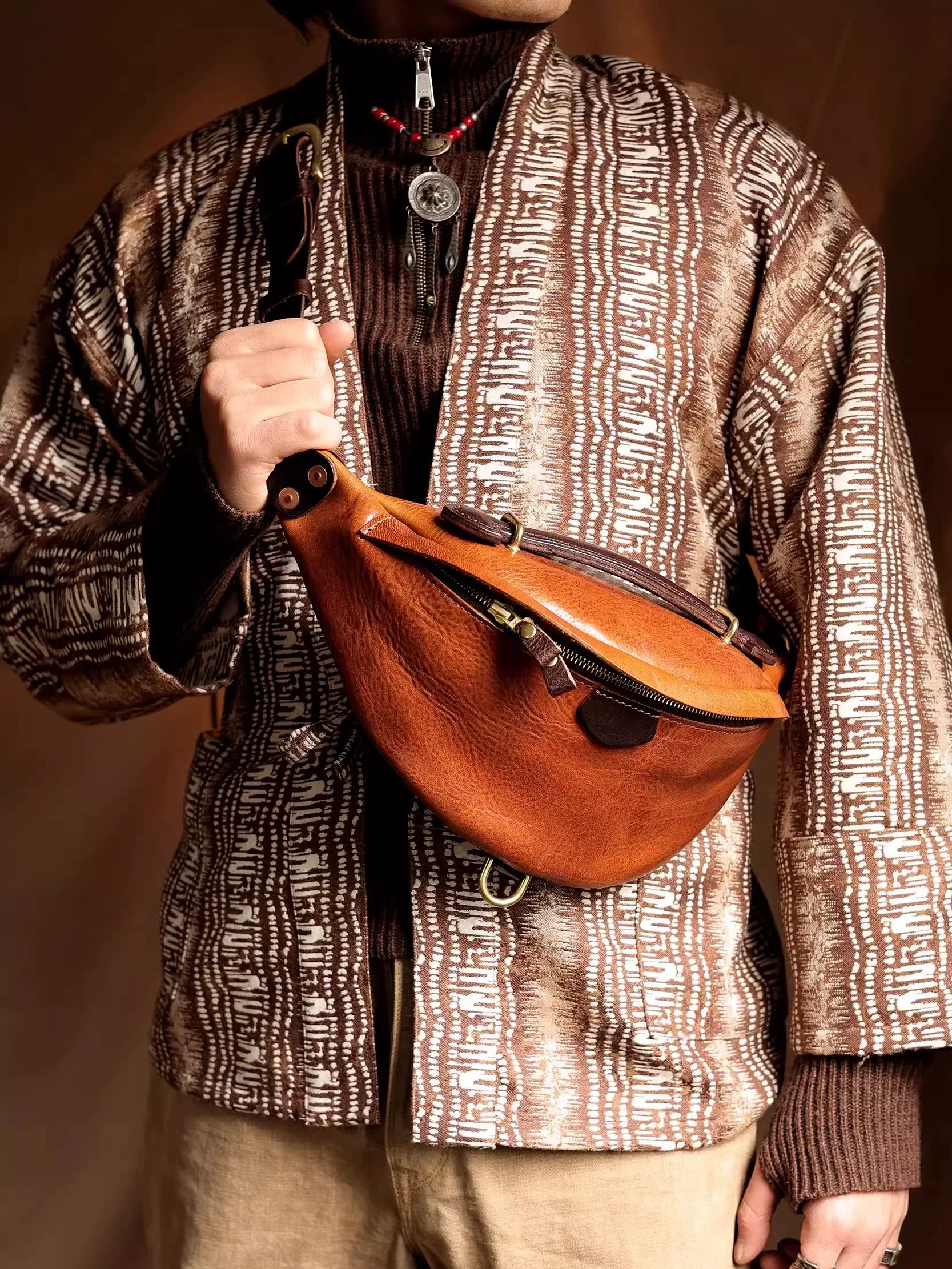 Crescent Leather Sling Bag - Image 2