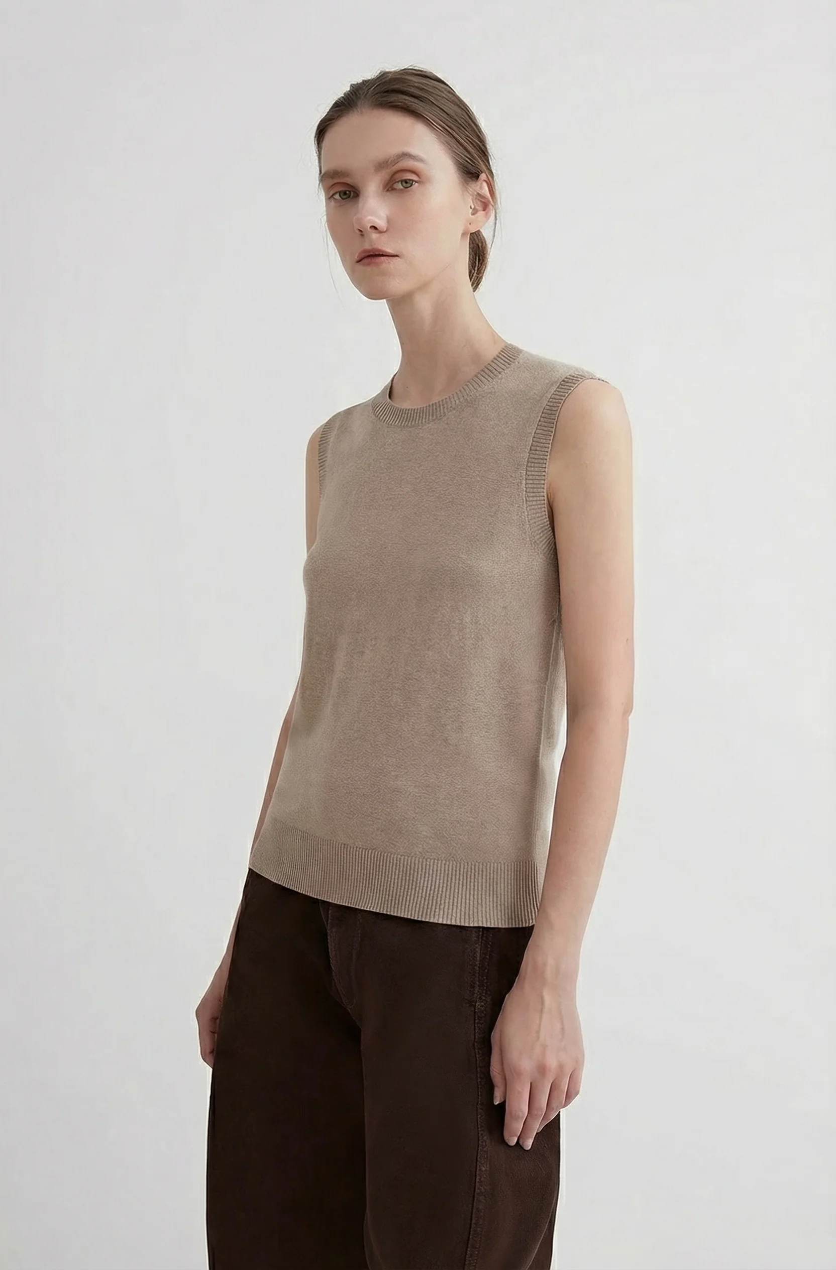Crewneck Knit Vest & Cardigan Set - Image 4