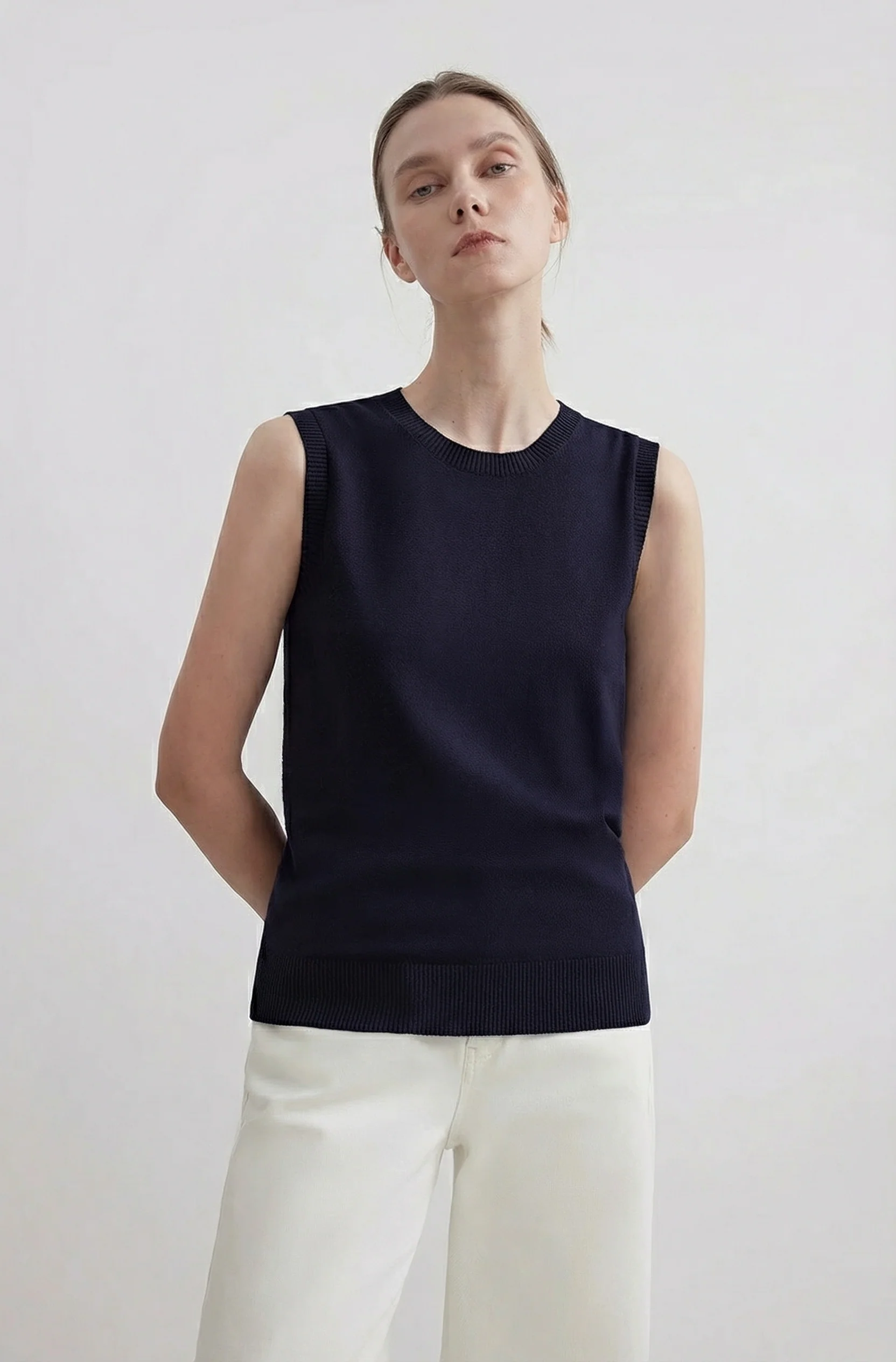 Crewneck Knit Vest & Cardigan Set - Image 9