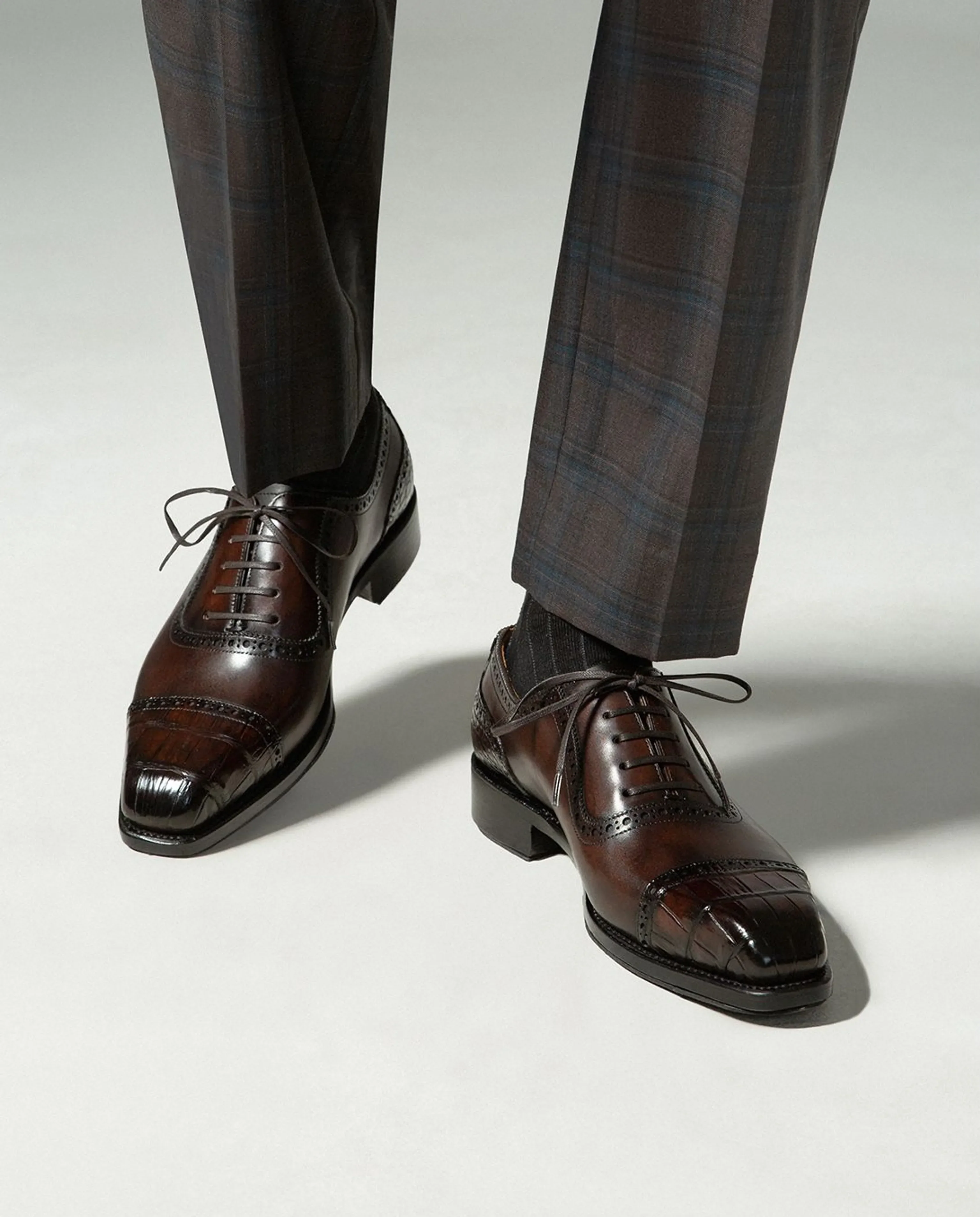 Crocodile-Embossed Leather Oxford - Image 6