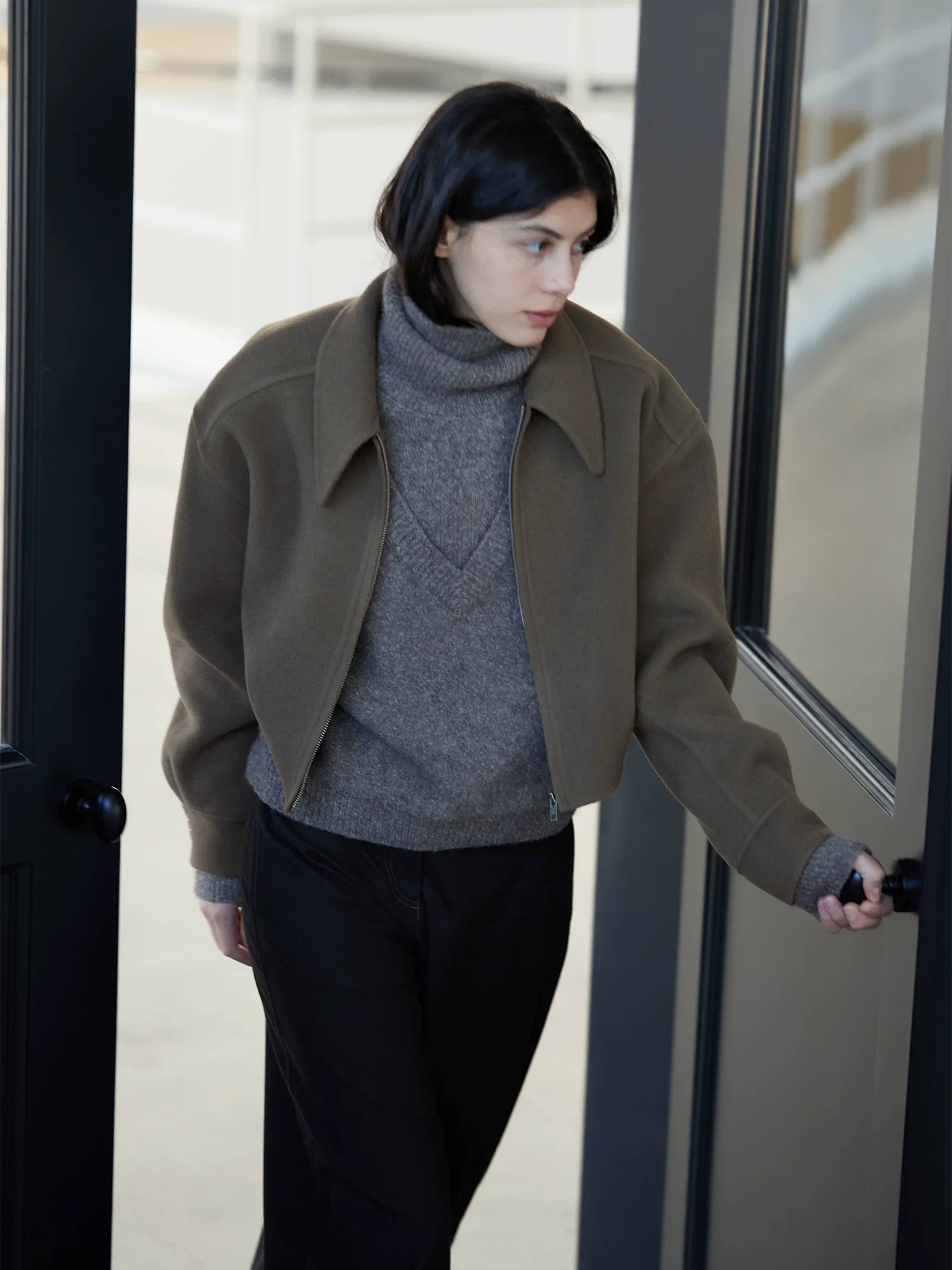 Cropped Double-Faced Wool Zip Jacket - Image 4