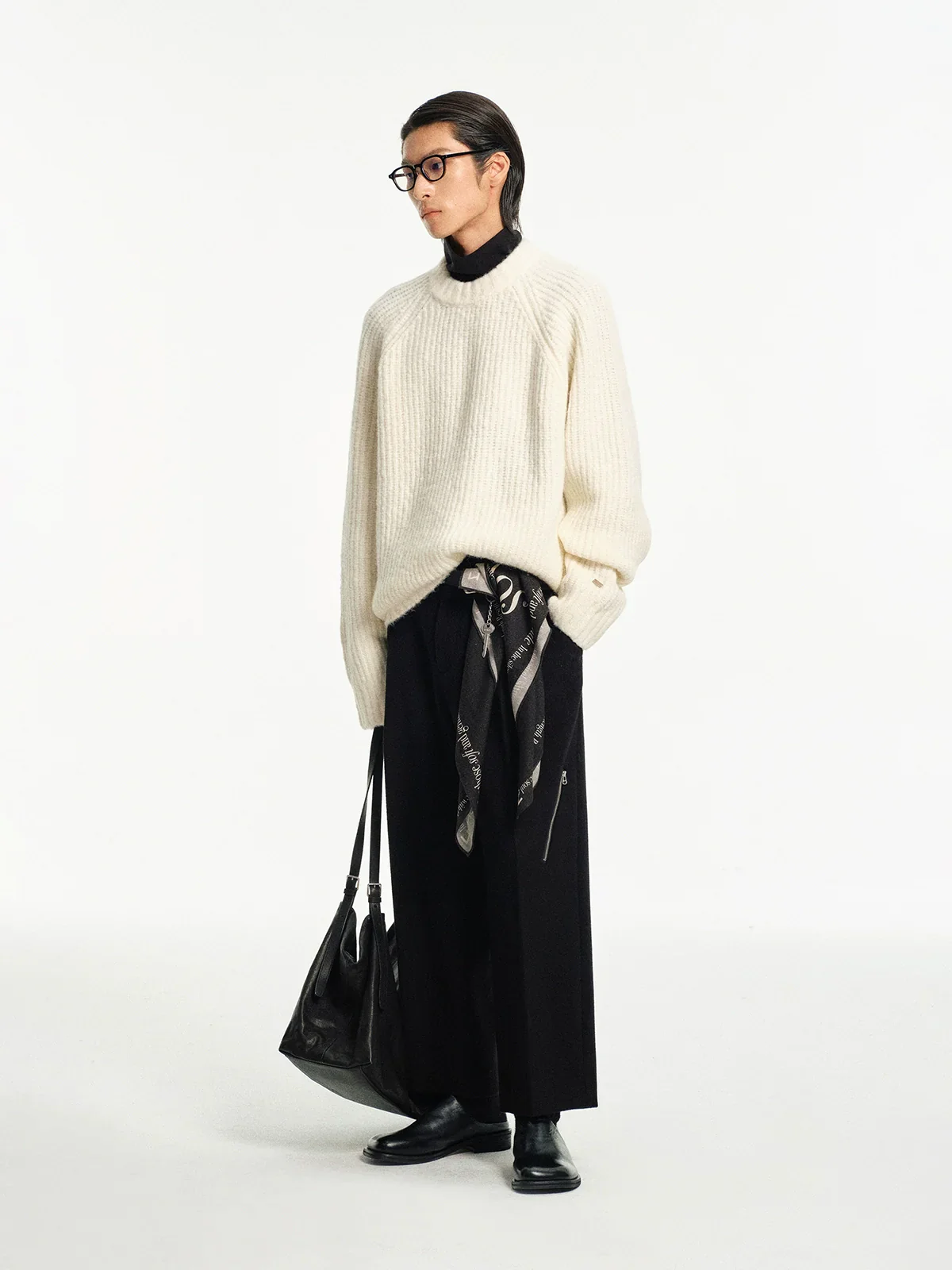 Cropped Wool Zip-Pocket Trousers - Image 3