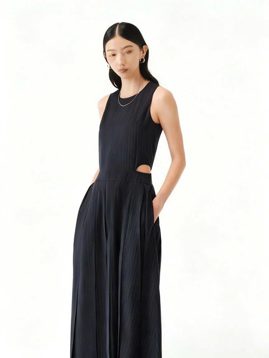 Cutout Pleated Midi Dress - Image 13