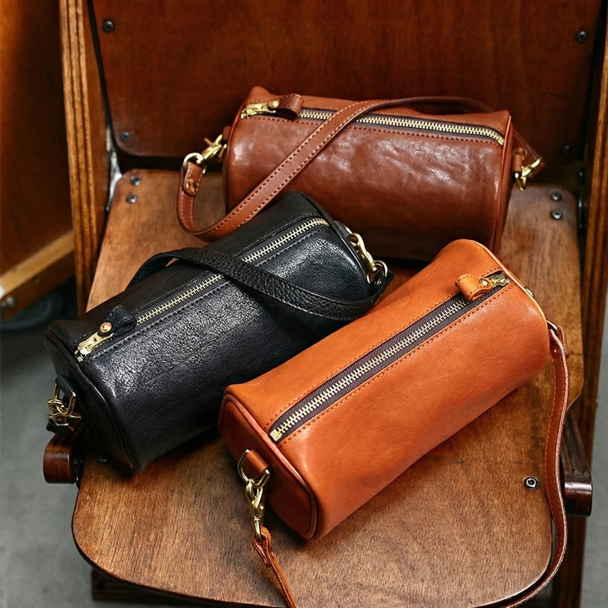 Cylindrical Leather Bag - Image 9