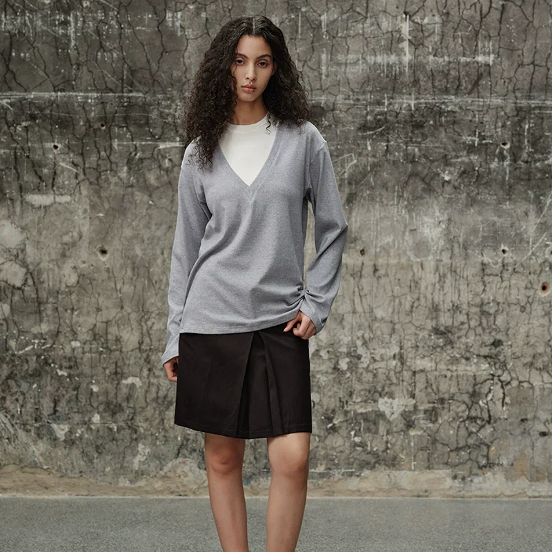 Deep V-Neck Long-Sleeve Top - Image 4
