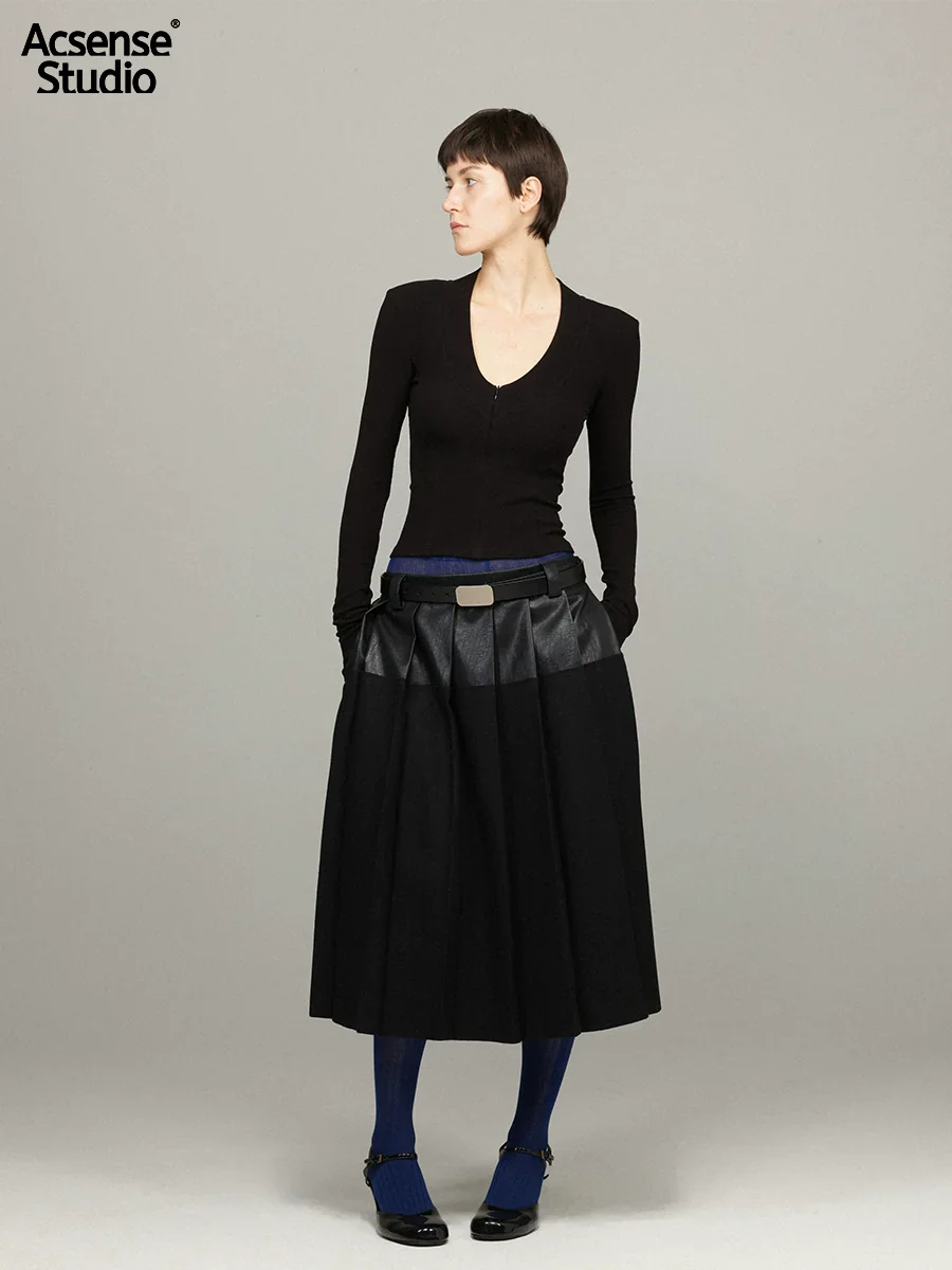Deep V Stretch Velvet Knit Top