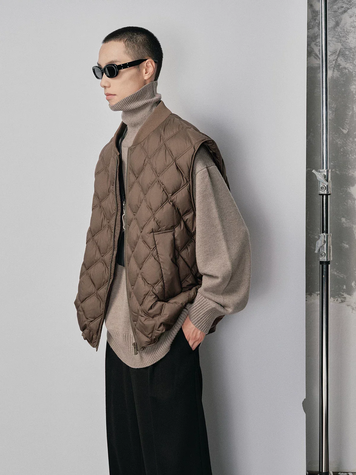 Diamond-Quilt Hooded Down Jacket/Vest - Image 2